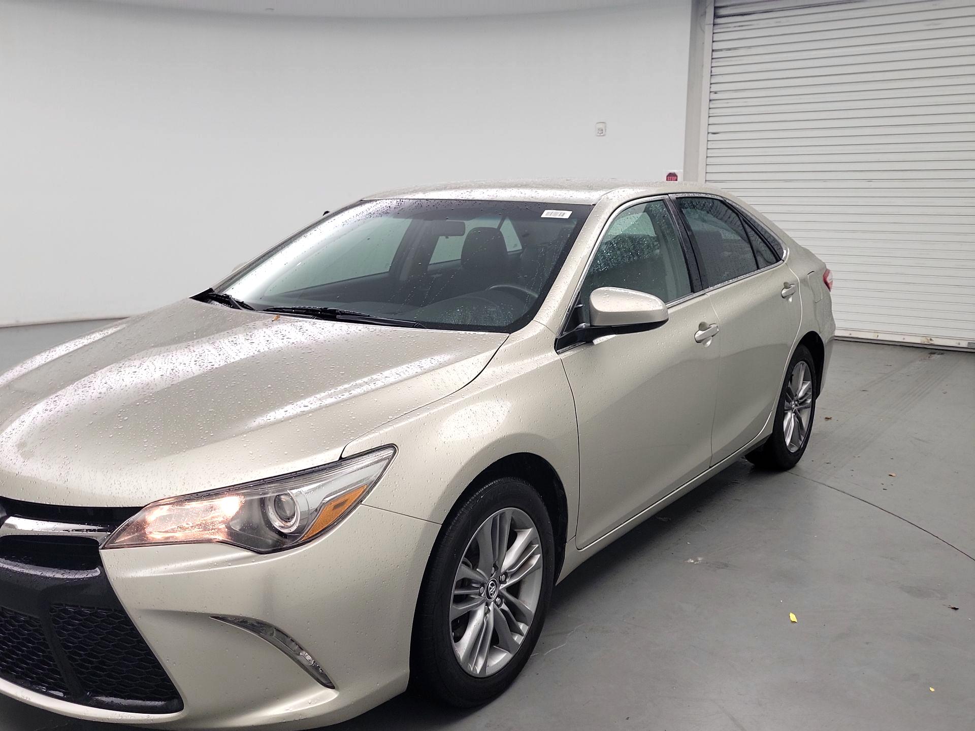 Thumbnail: 2015 Toyota Camry - 3