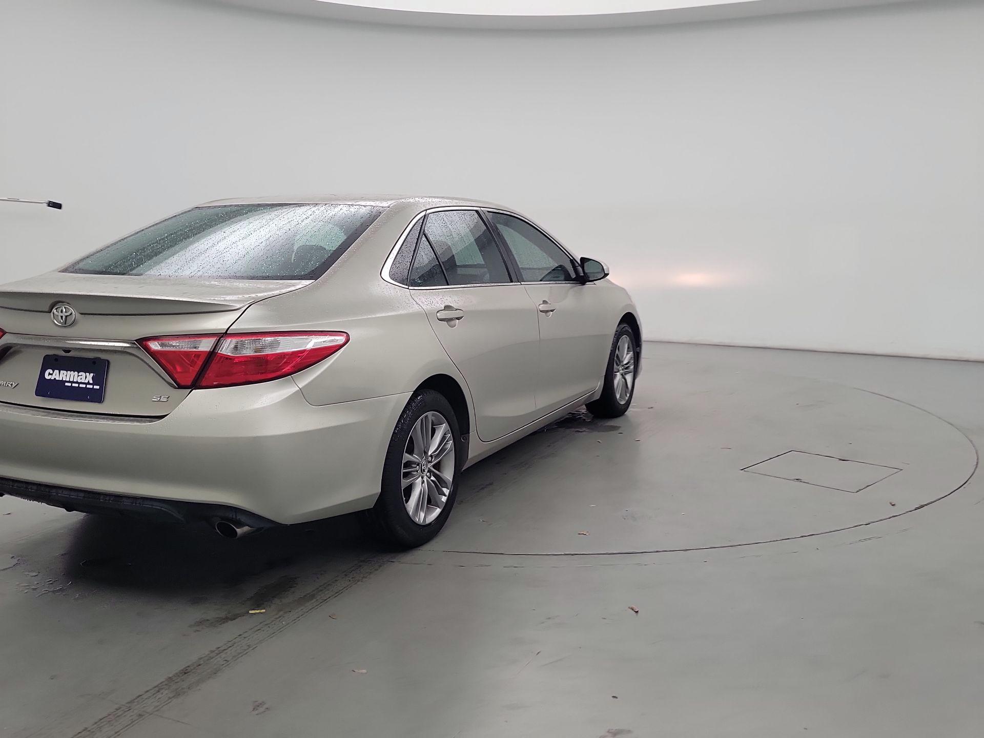 Thumbnail: 2015 Toyota Camry - 5