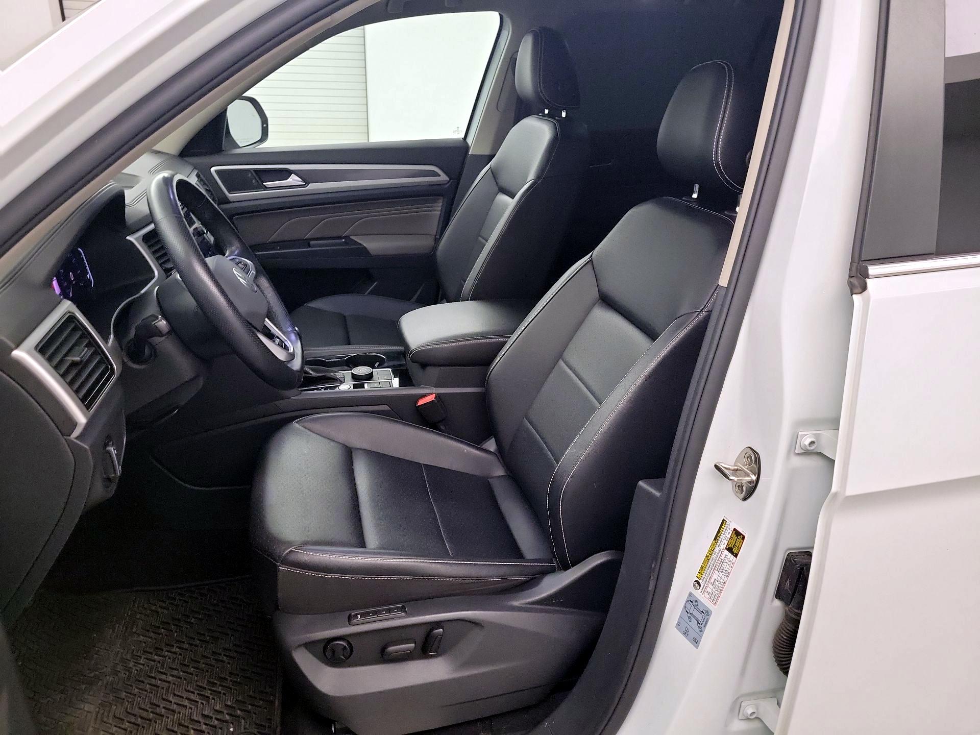 Thumbnail: 2021 Volkswagen Atlas - 9