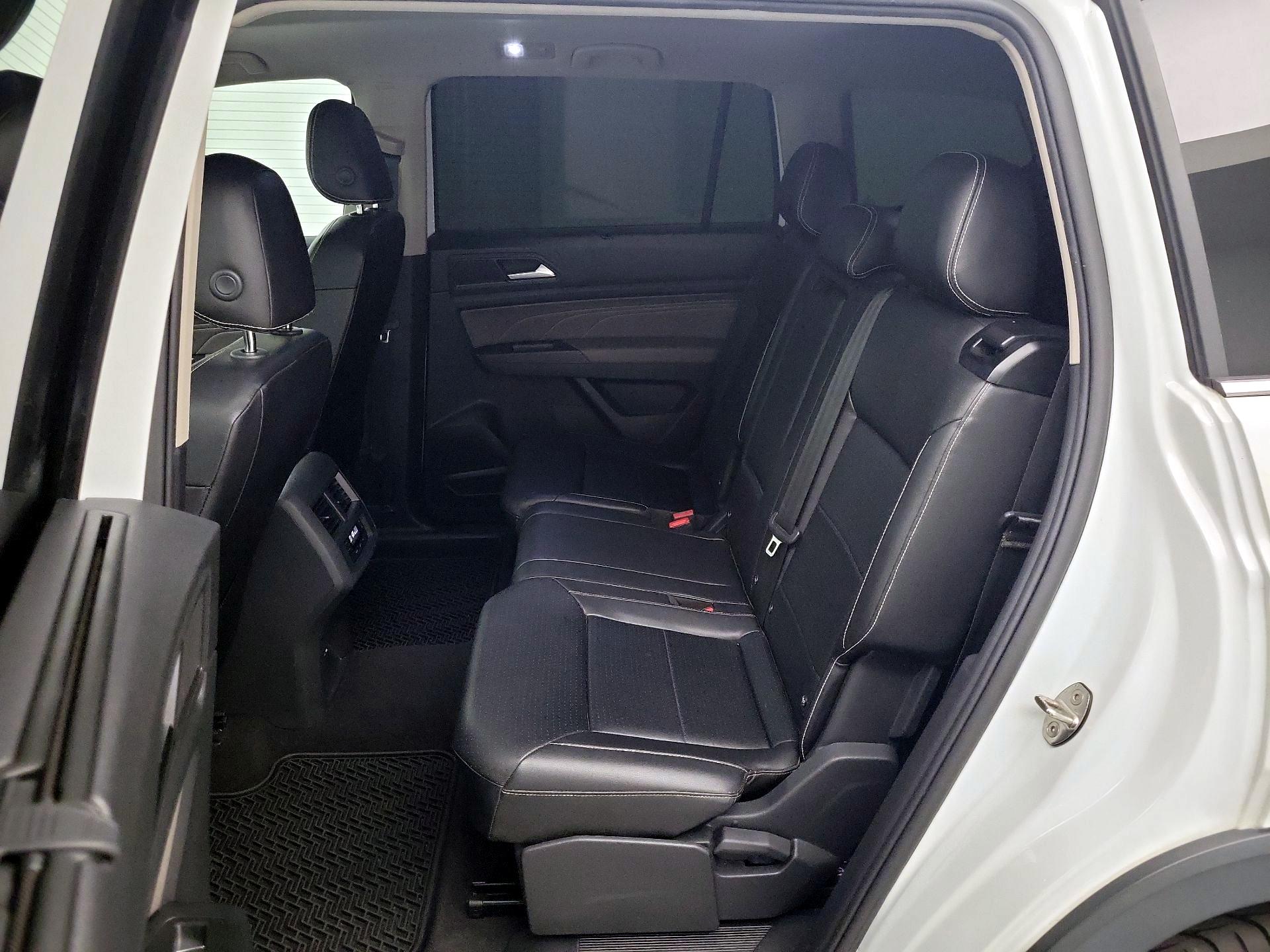 Thumbnail: 2021 Volkswagen Atlas - 19