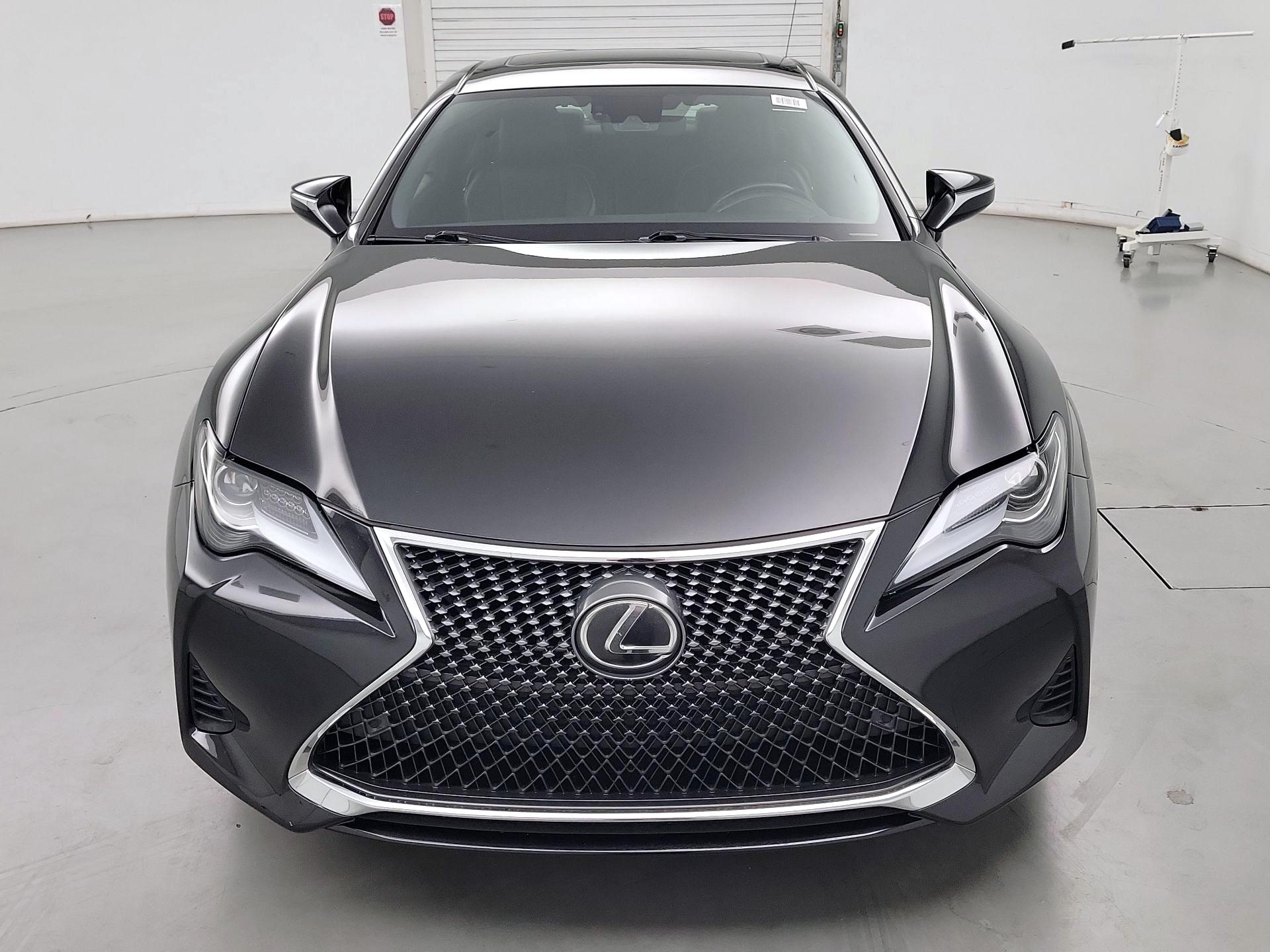 Thumbnail: 2019 Lexus RC - 2