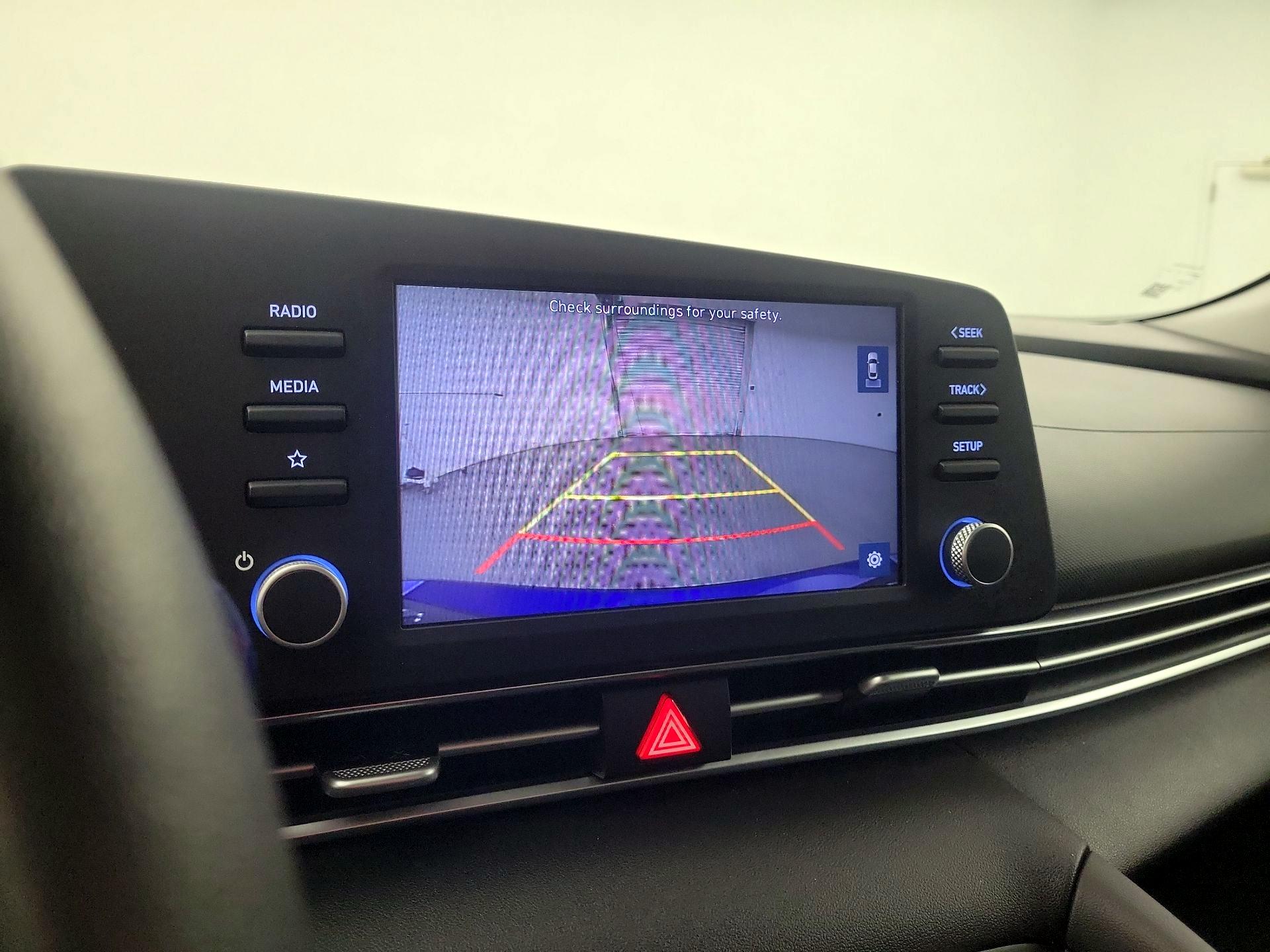 Thumbnail: 2021 Hyundai Elantra - 12