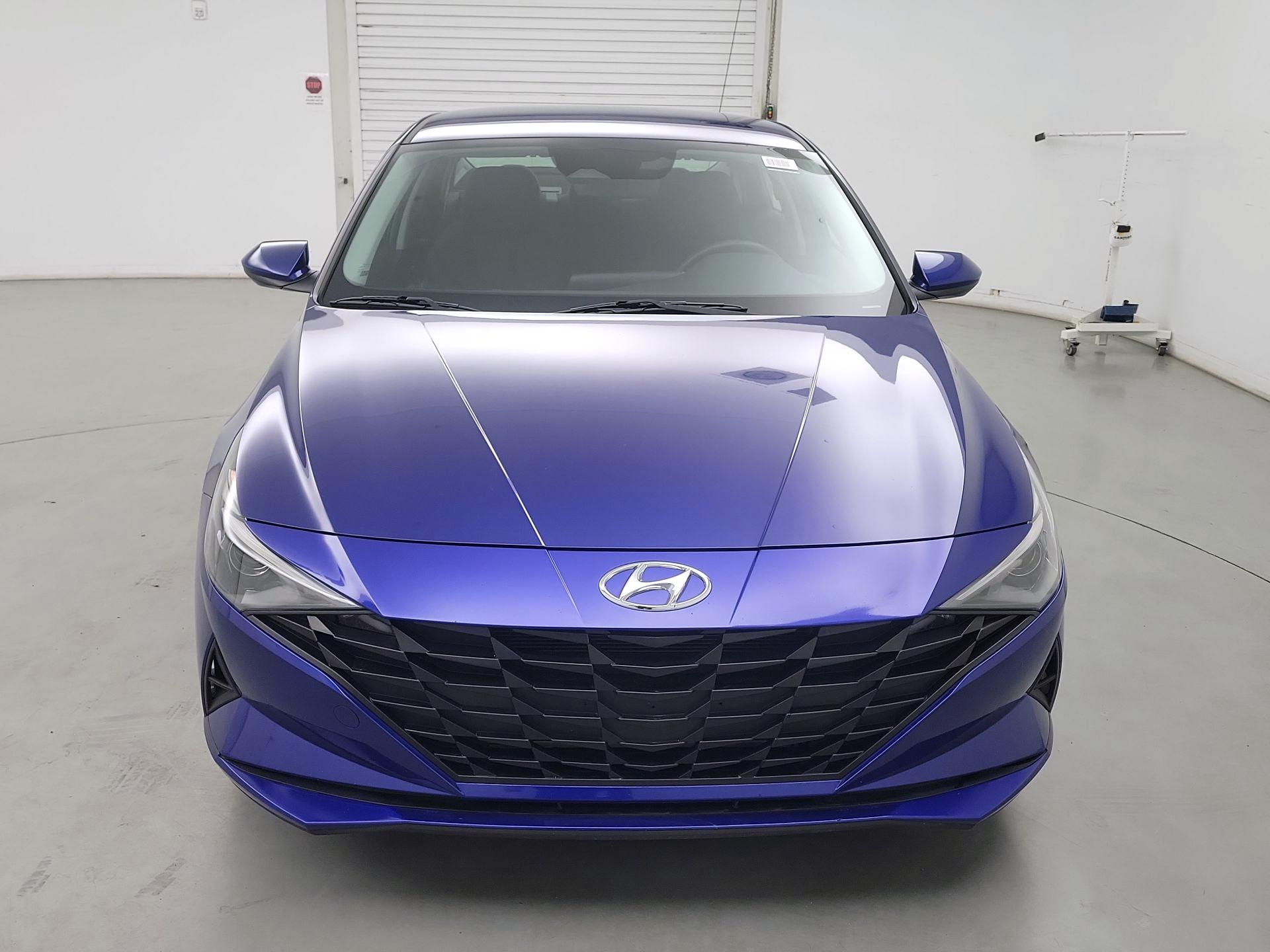 Thumbnail: 2021 Hyundai Elantra - 2