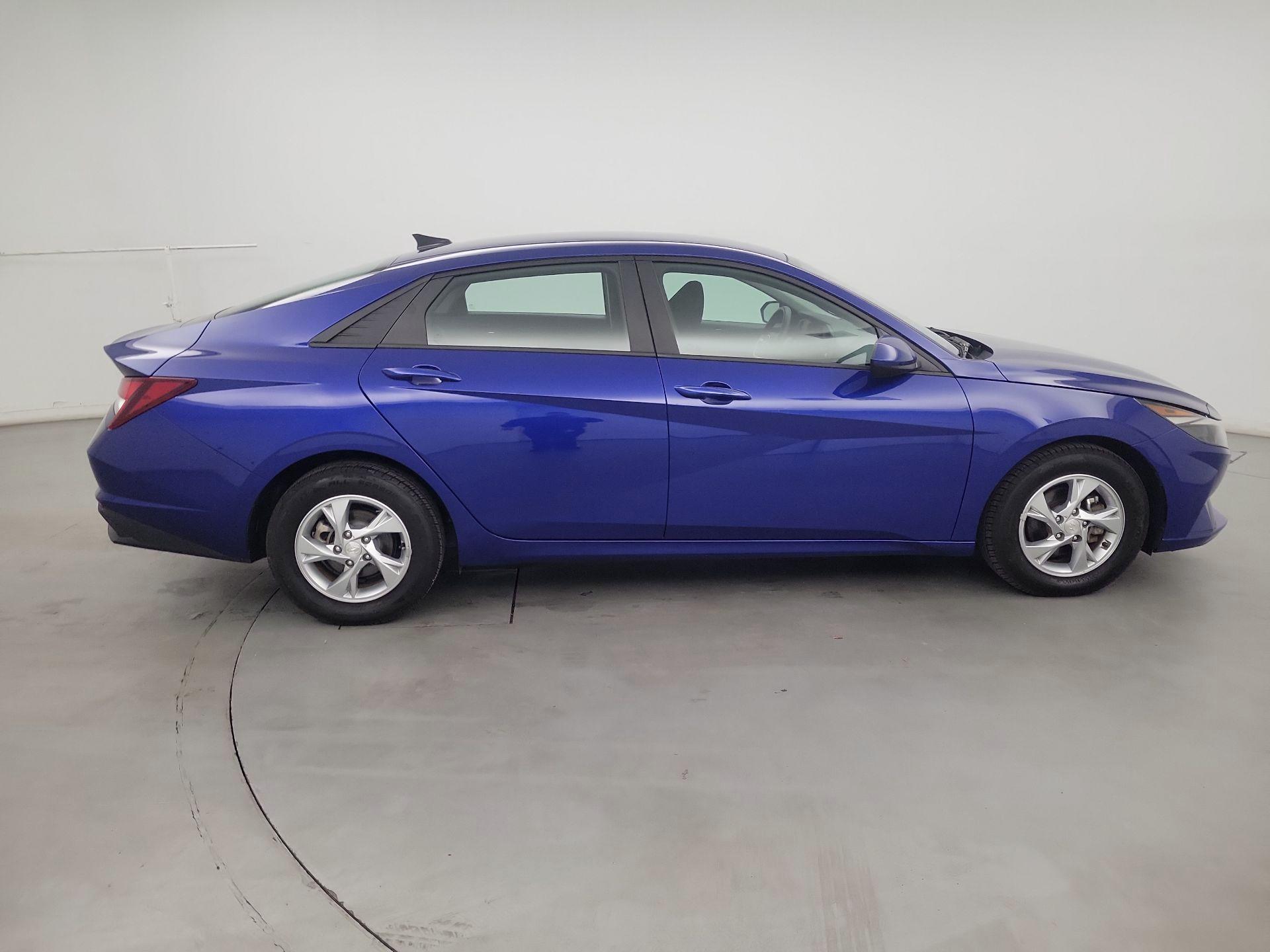 Thumbnail: 2021 Hyundai Elantra - 4