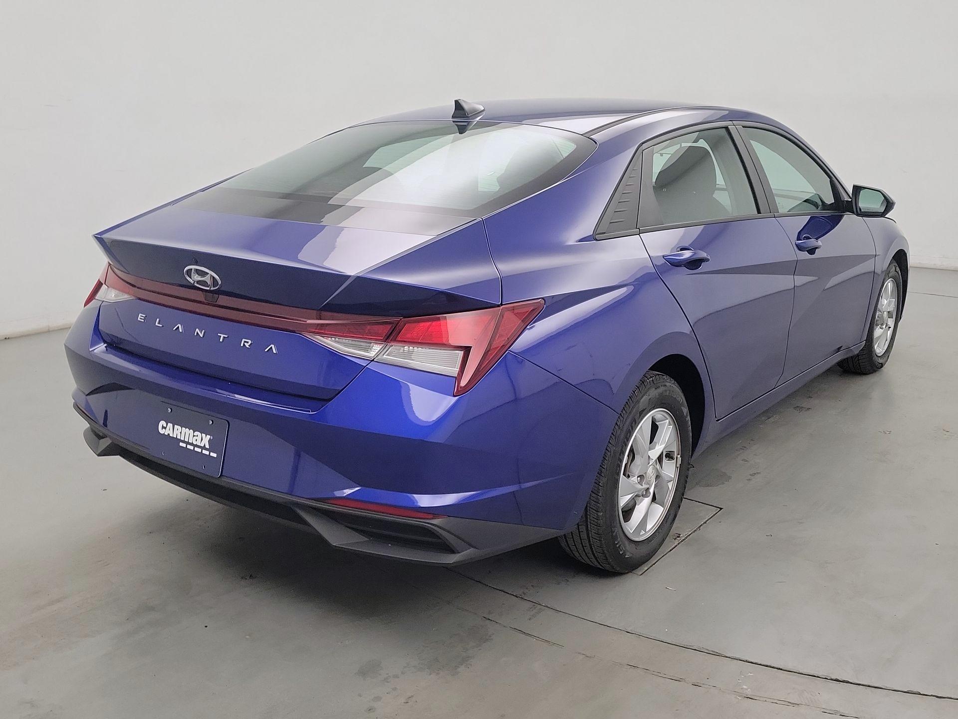 Thumbnail: 2021 Hyundai Elantra - 5