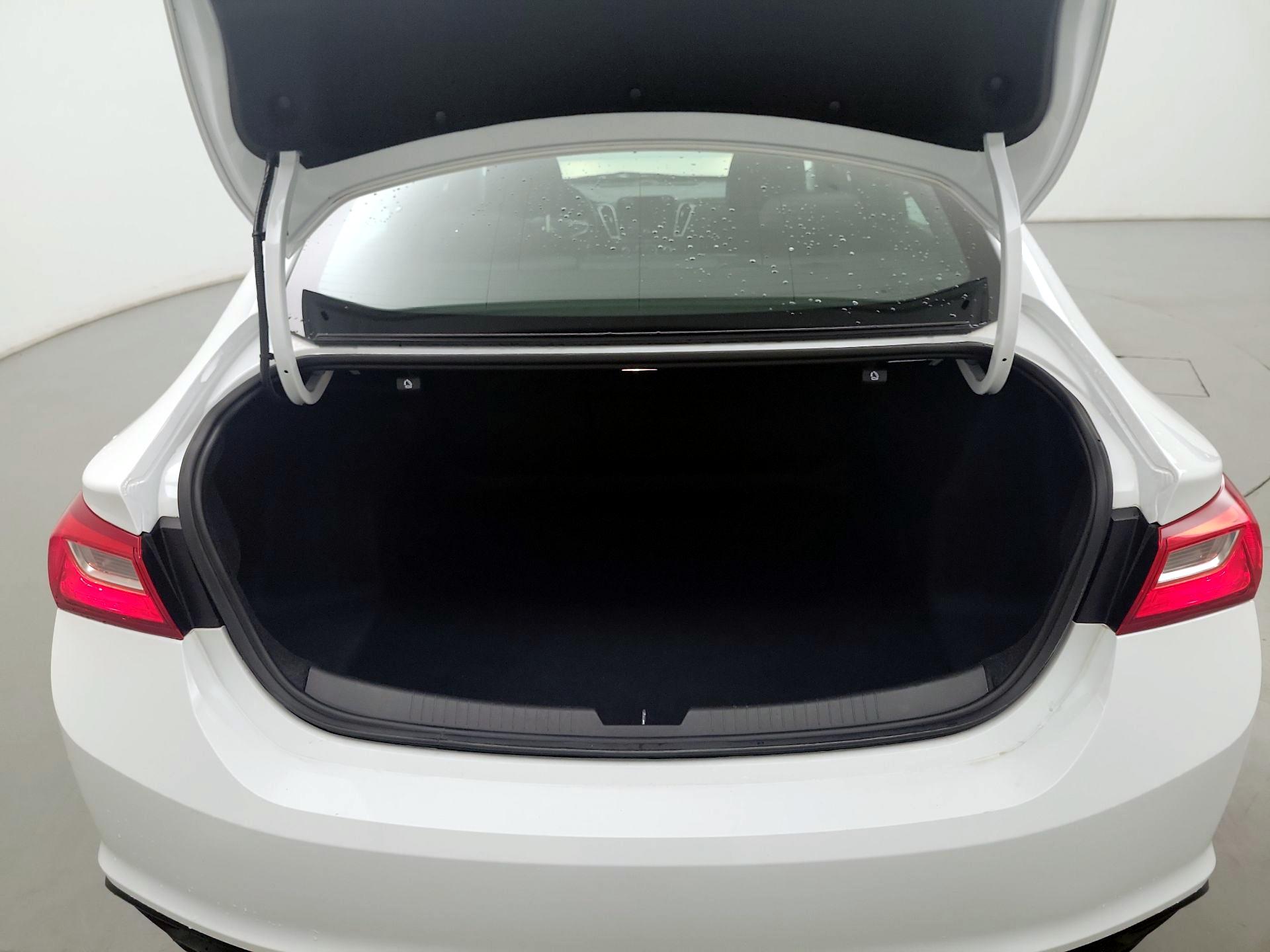 Thumbnail: 2020 Chevrolet Malibu - 18