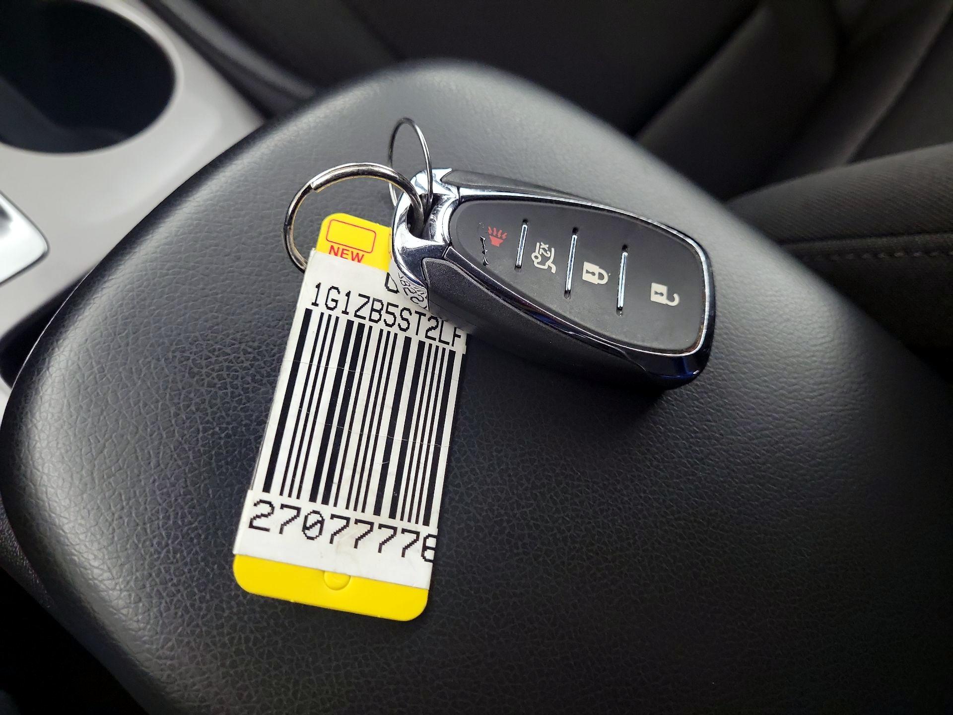 Thumbnail: 2020 Chevrolet Malibu - 20