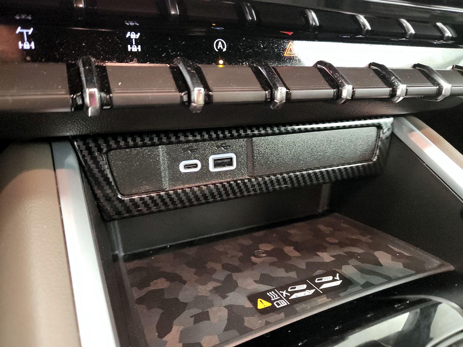 Thumbnail: 2024 Chevrolet Colorado - 17