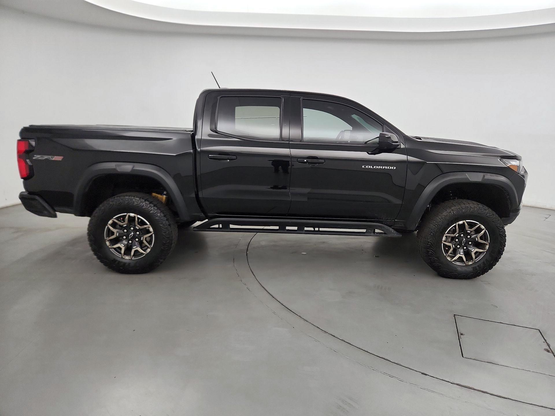 Thumbnail: 2024 Chevrolet Colorado - 4