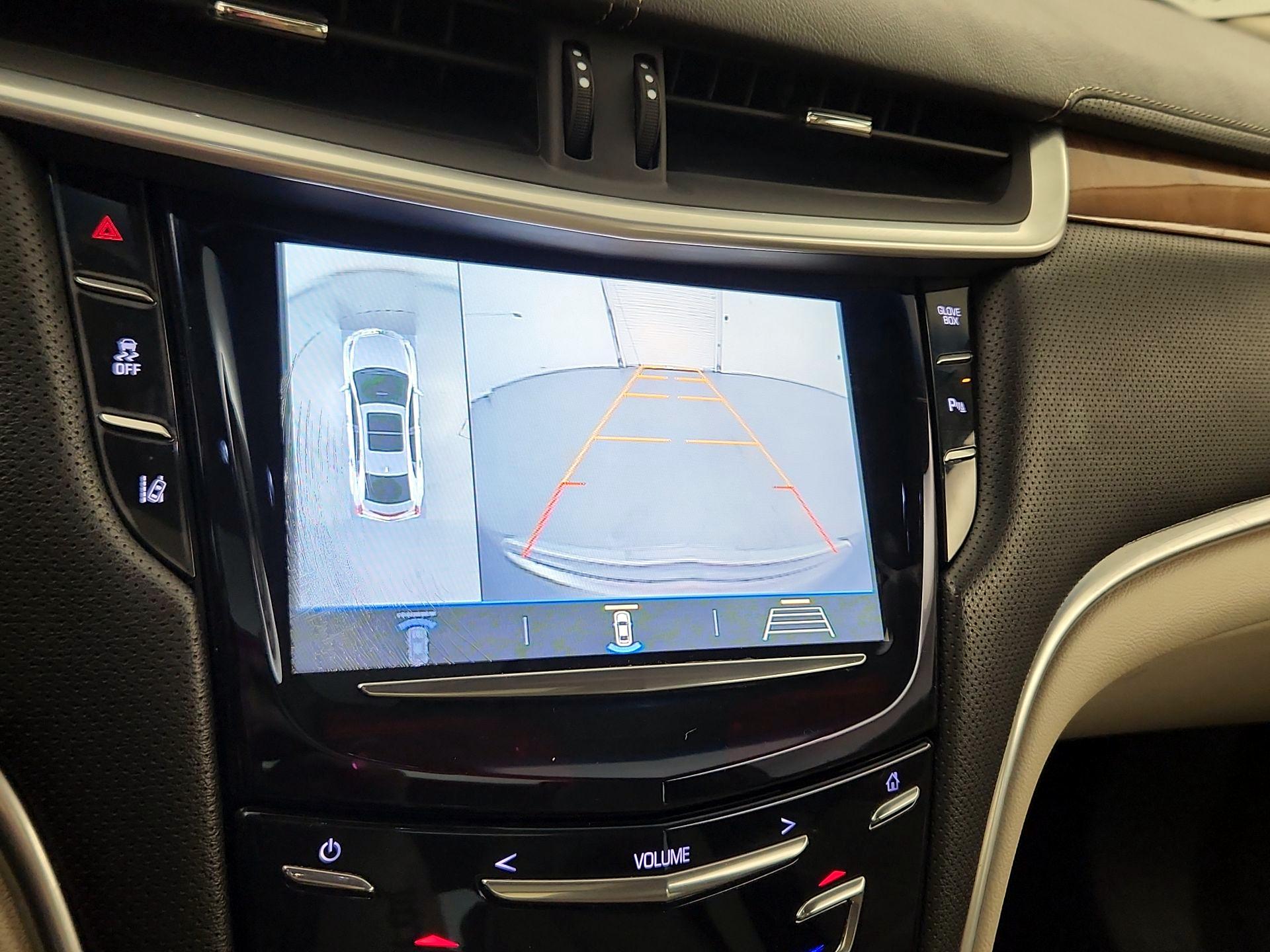 Thumbnail: 2018 Cadillac XTS - 13