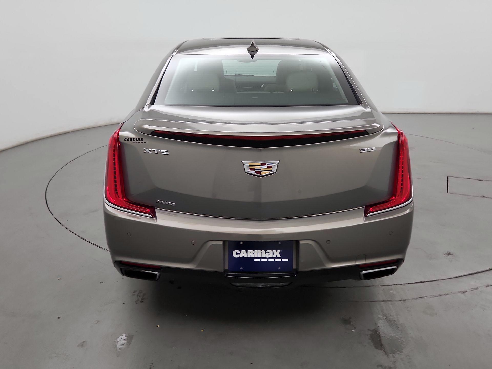 Thumbnail: 2018 Cadillac XTS - 6