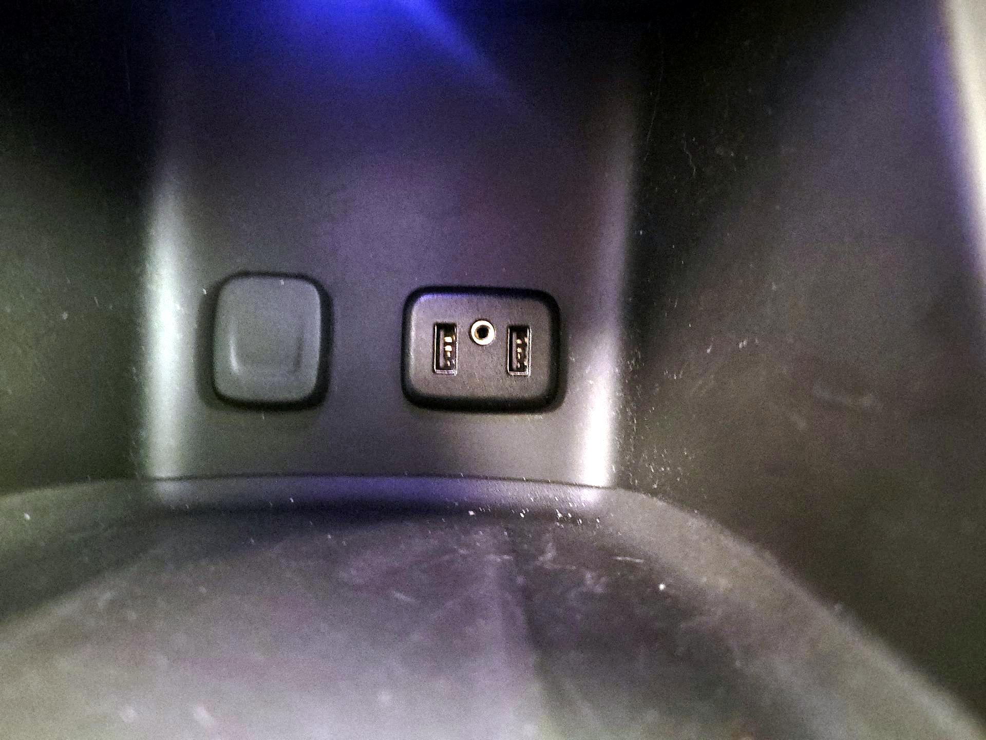 Thumbnail: 2019 GMC Acadia - 16