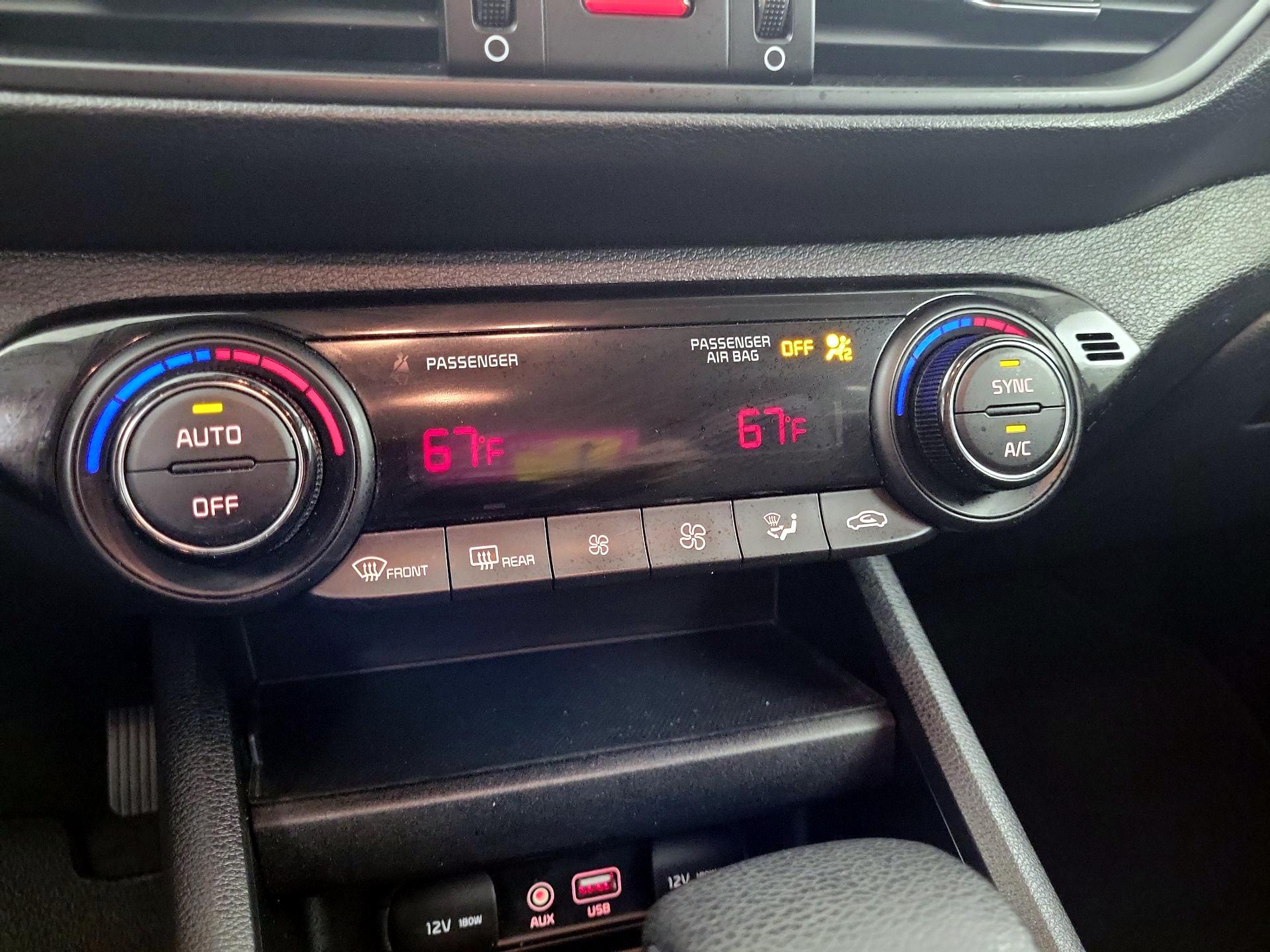 Thumbnail: 2019 Kia Forte - 14