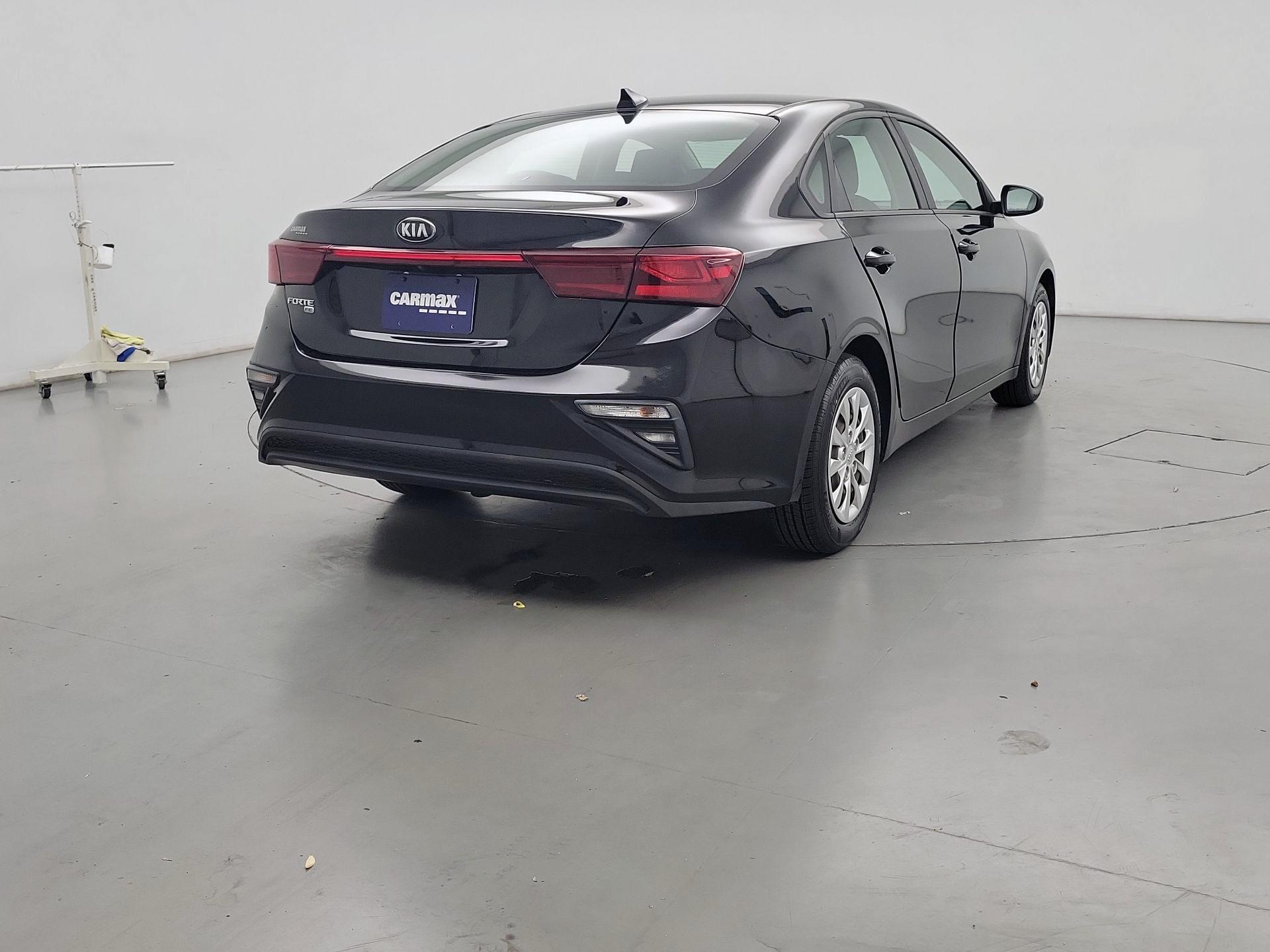 Thumbnail: 2019 Kia Forte - 5