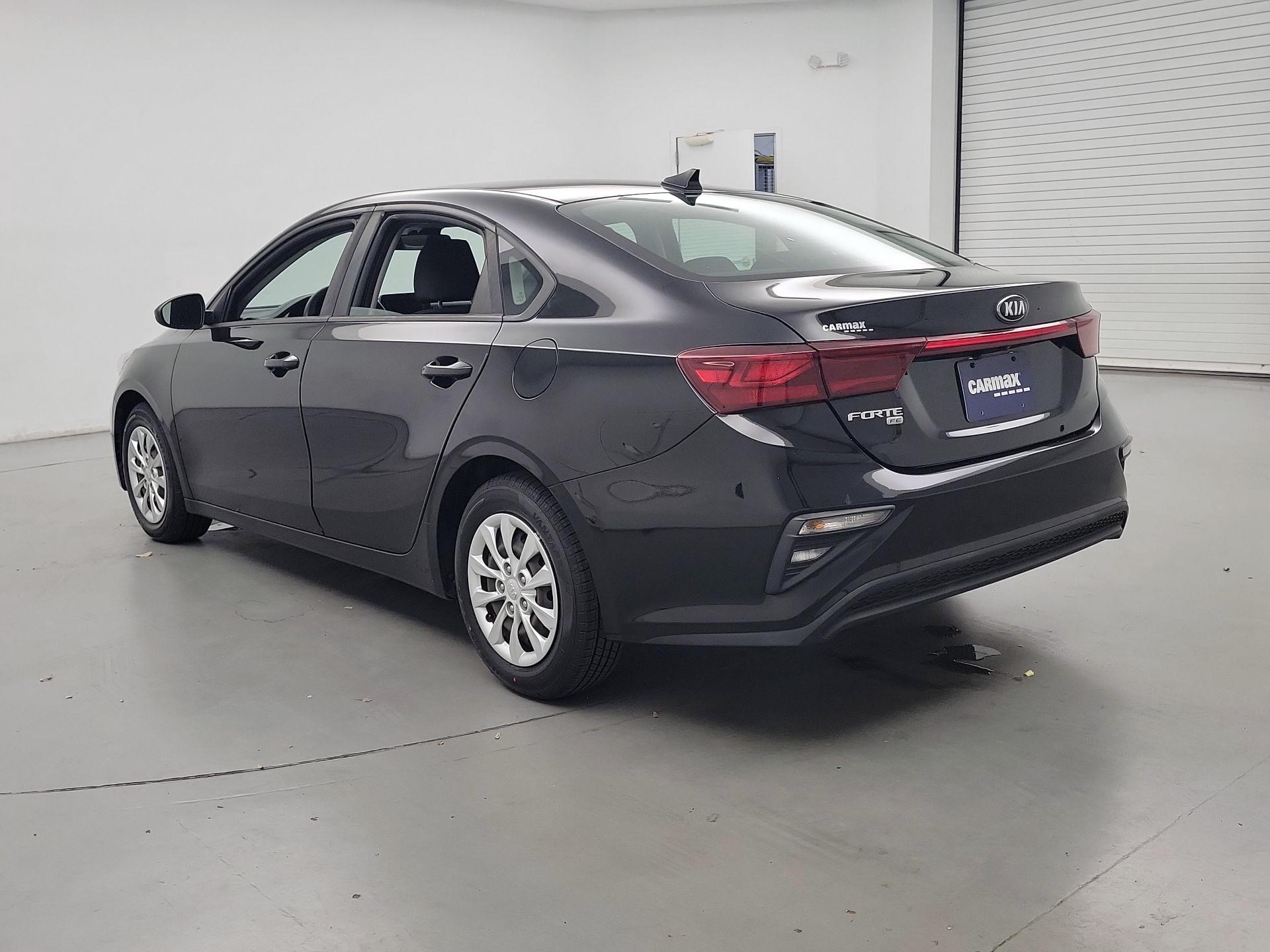 Thumbnail: 2019 Kia Forte - 7