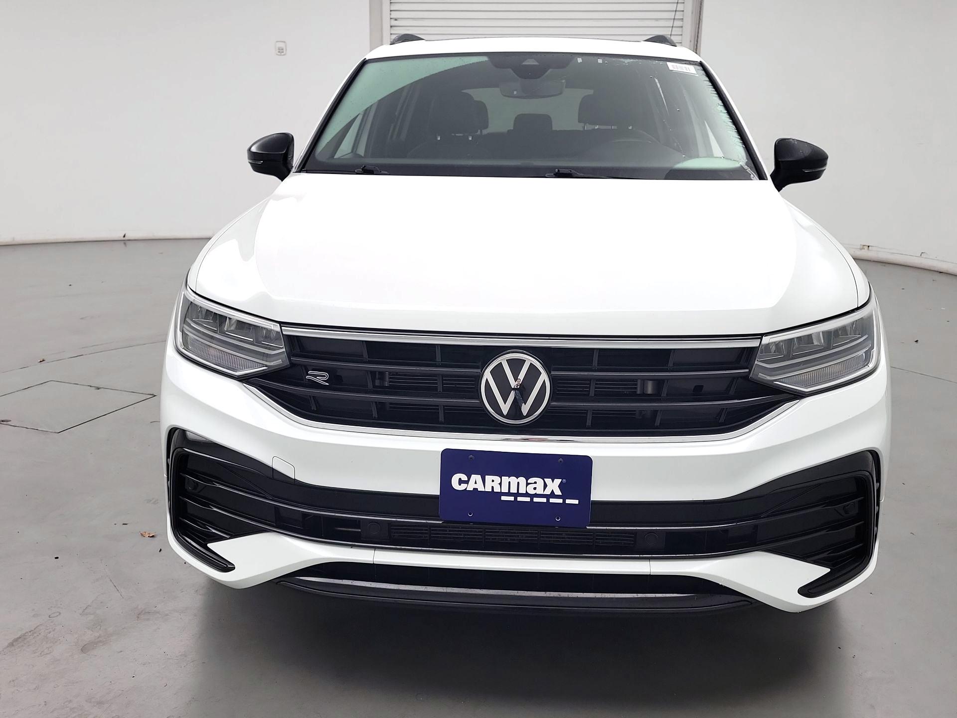 Thumbnail: 2023 Volkswagen Tiguan - 2