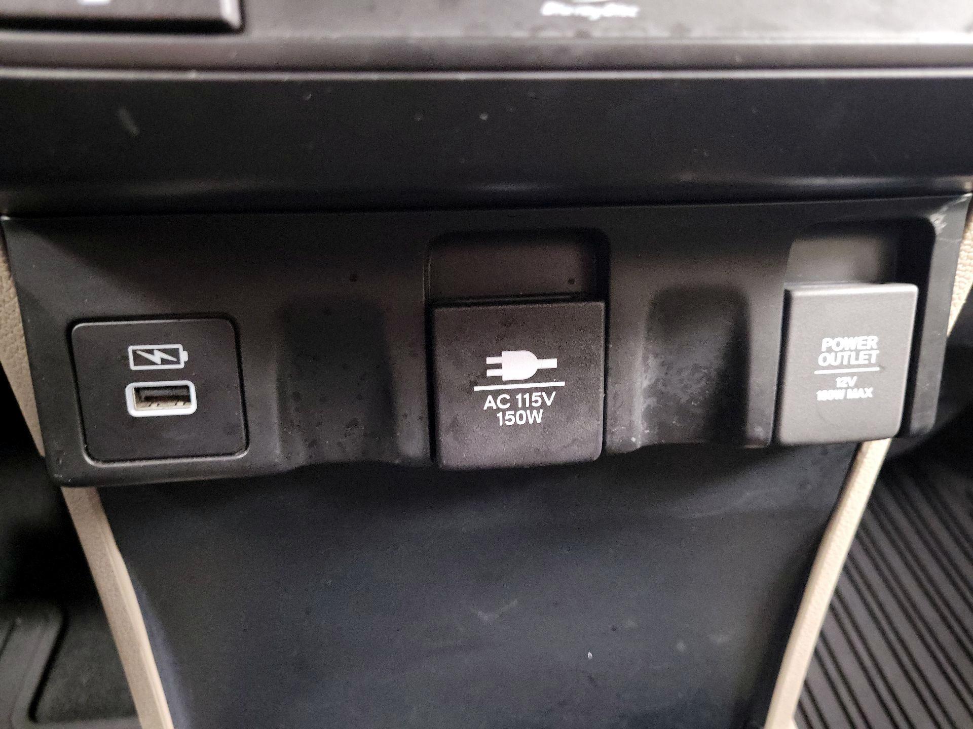 Thumbnail: 2023 Honda Odyssey - 17