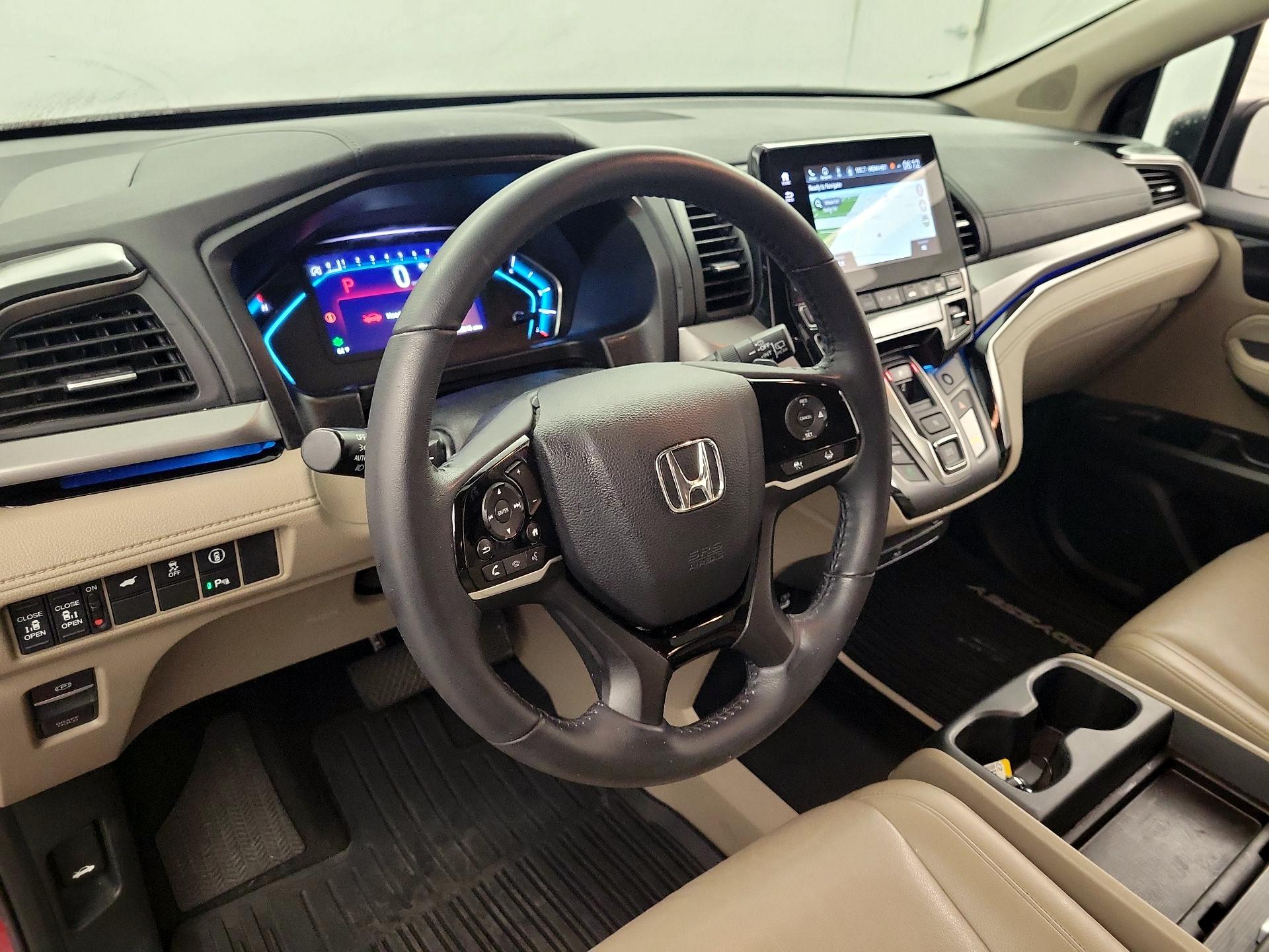 Thumbnail: 2023 Honda Odyssey - 8