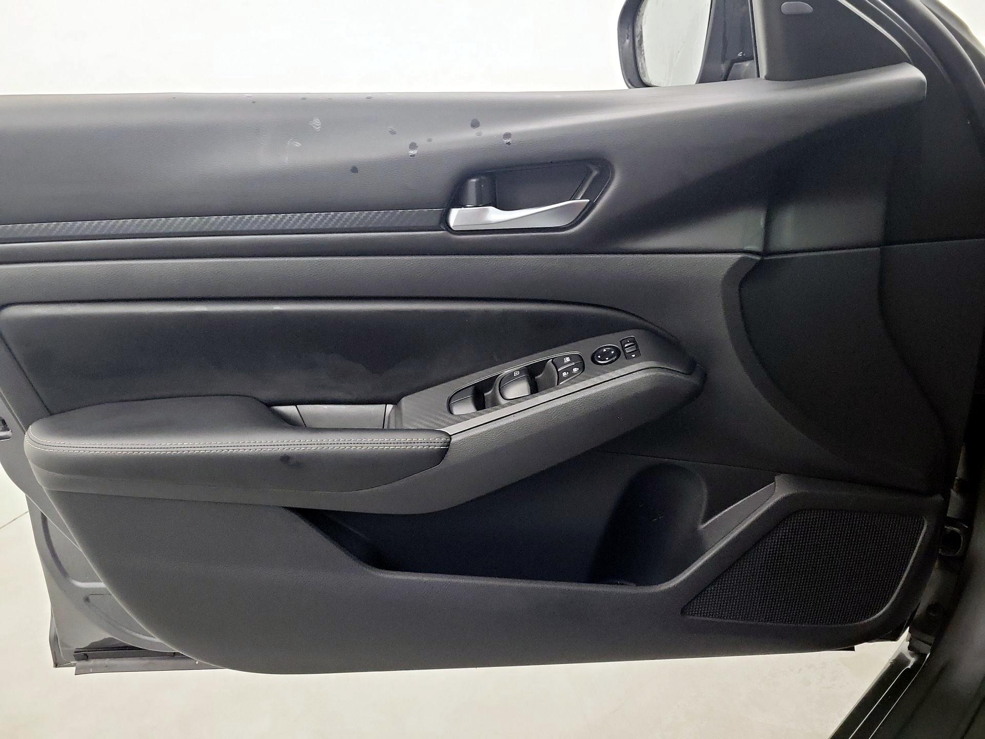 Thumbnail: 2024 Nissan Altima - 10