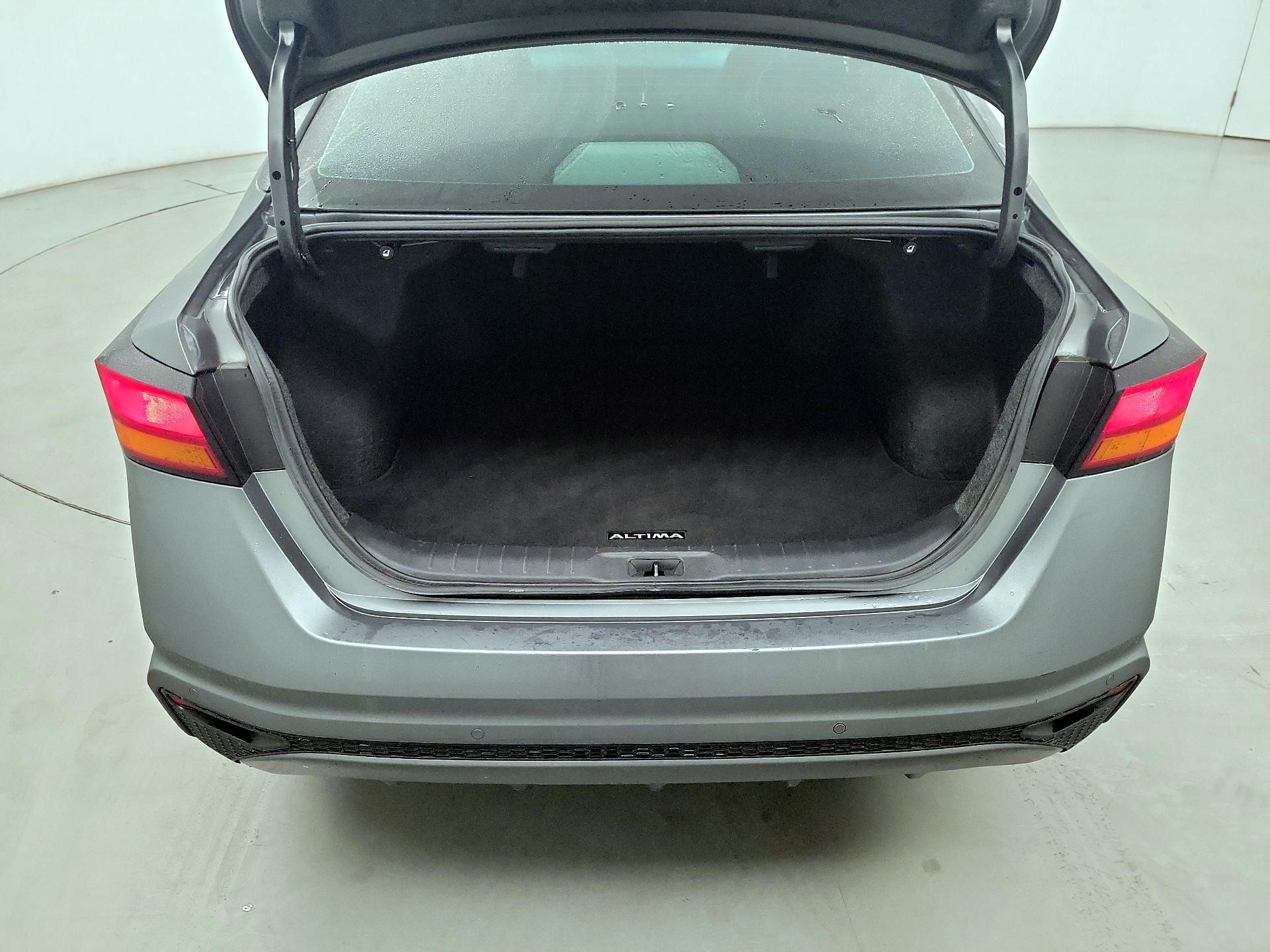 Thumbnail: 2024 Nissan Altima - 17