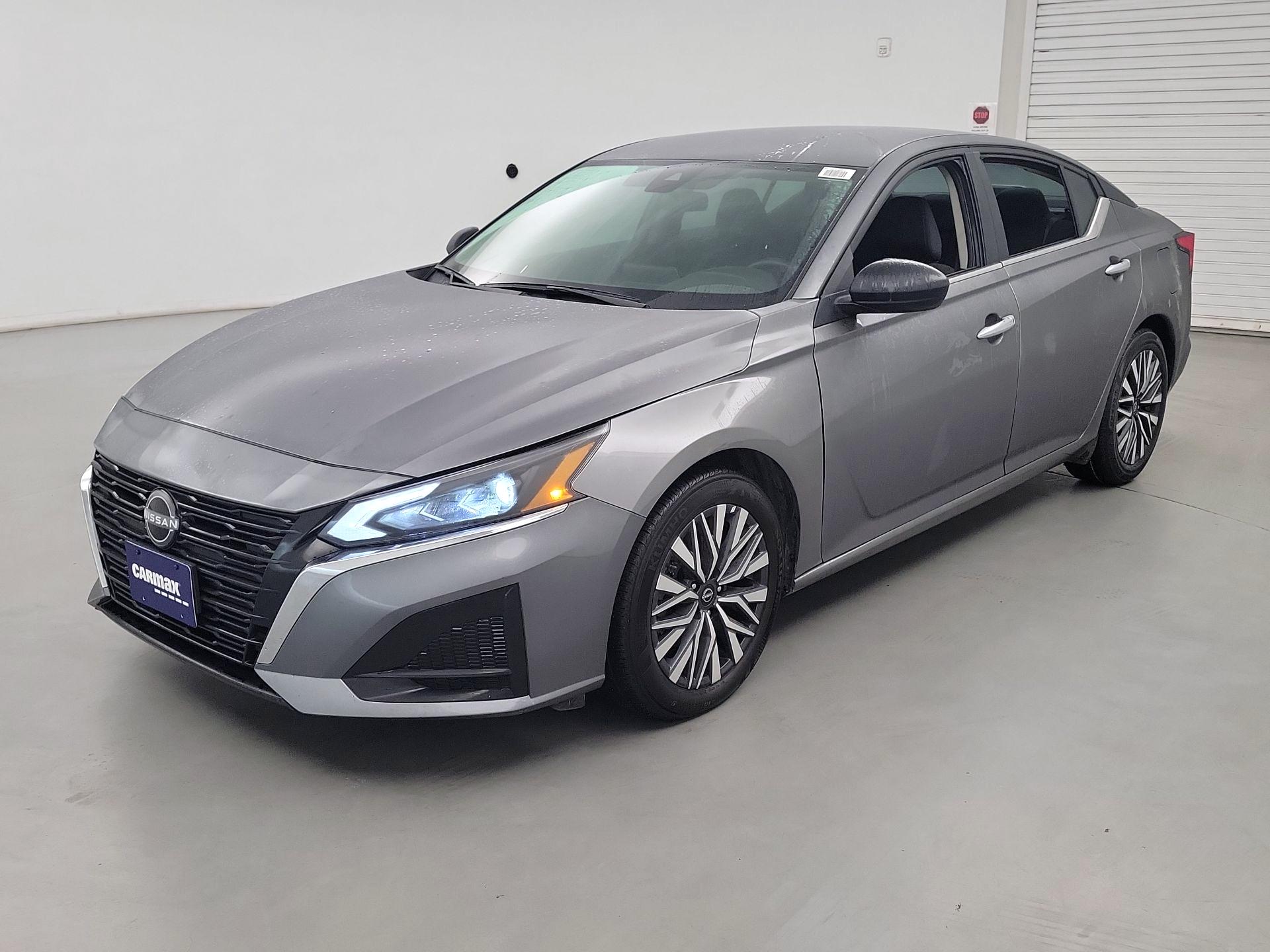 Thumbnail: 2024 Nissan Altima - 3