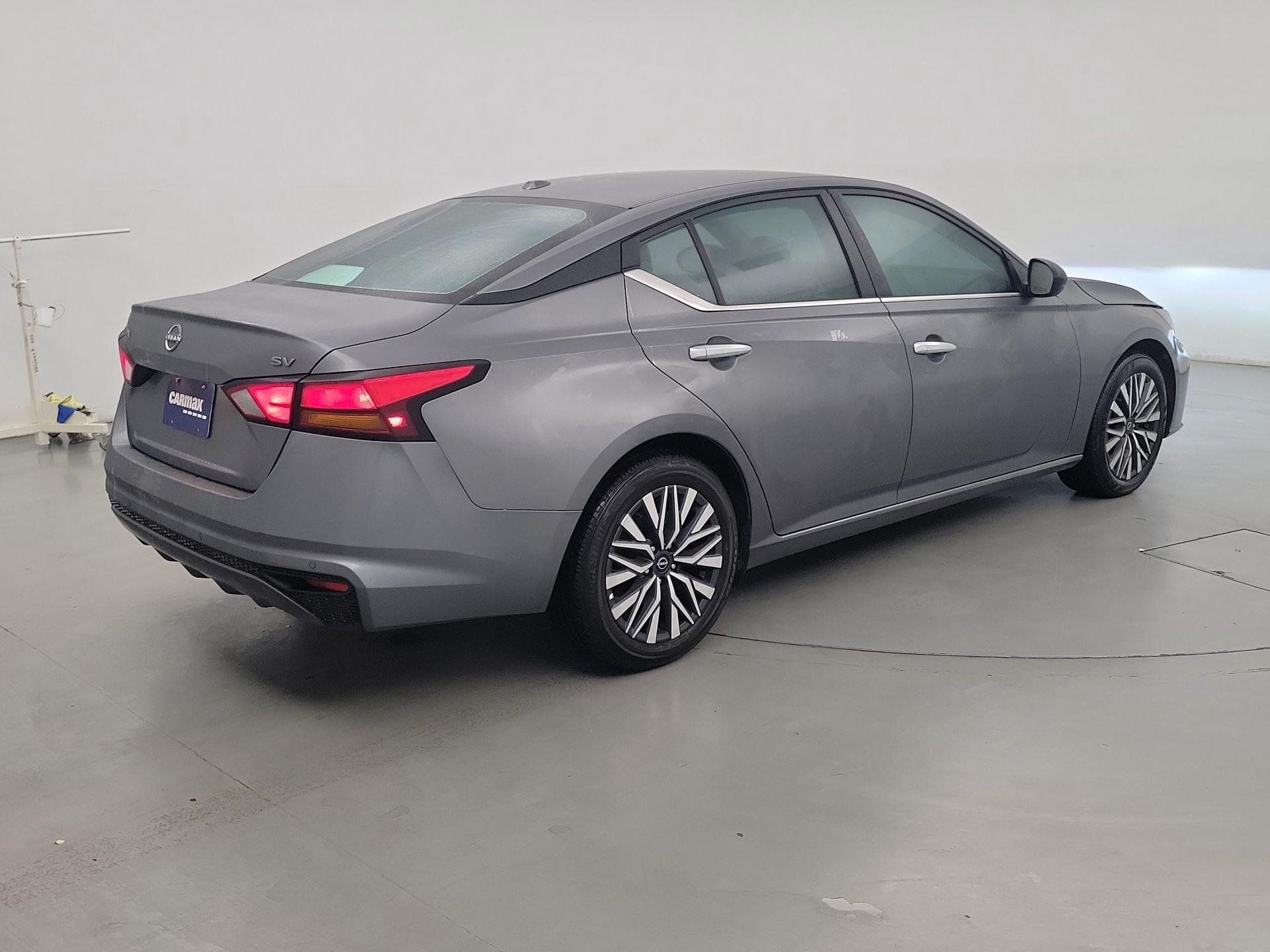 Thumbnail: 2024 Nissan Altima - 5