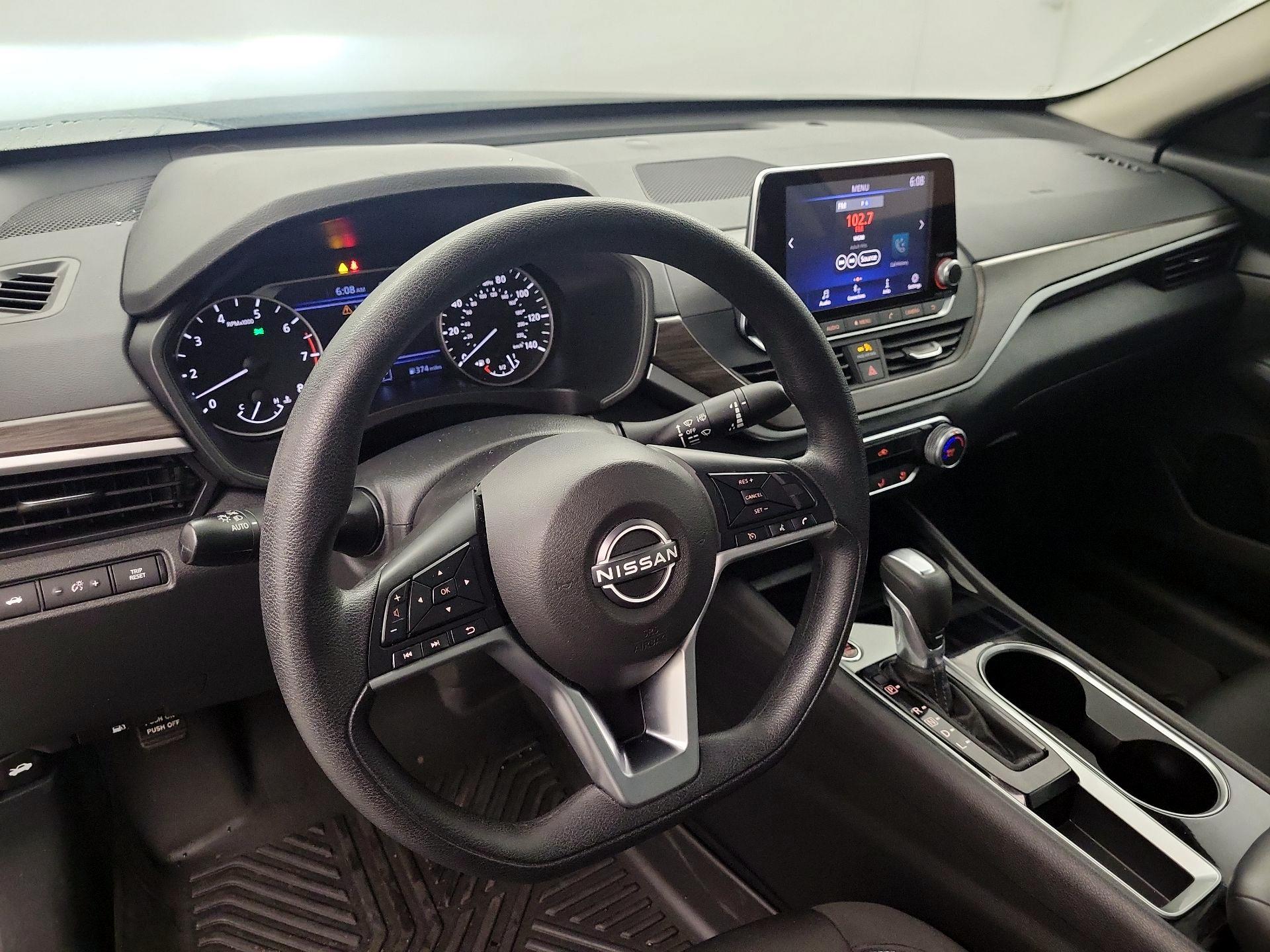 Thumbnail: 2024 Nissan Altima - 8