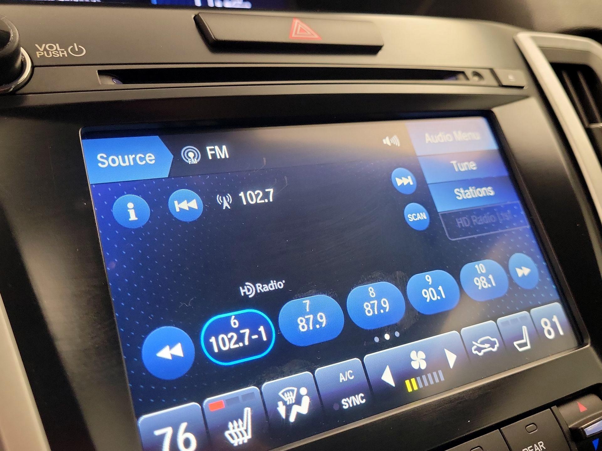 Thumbnail: 2018 Acura TLX - 14