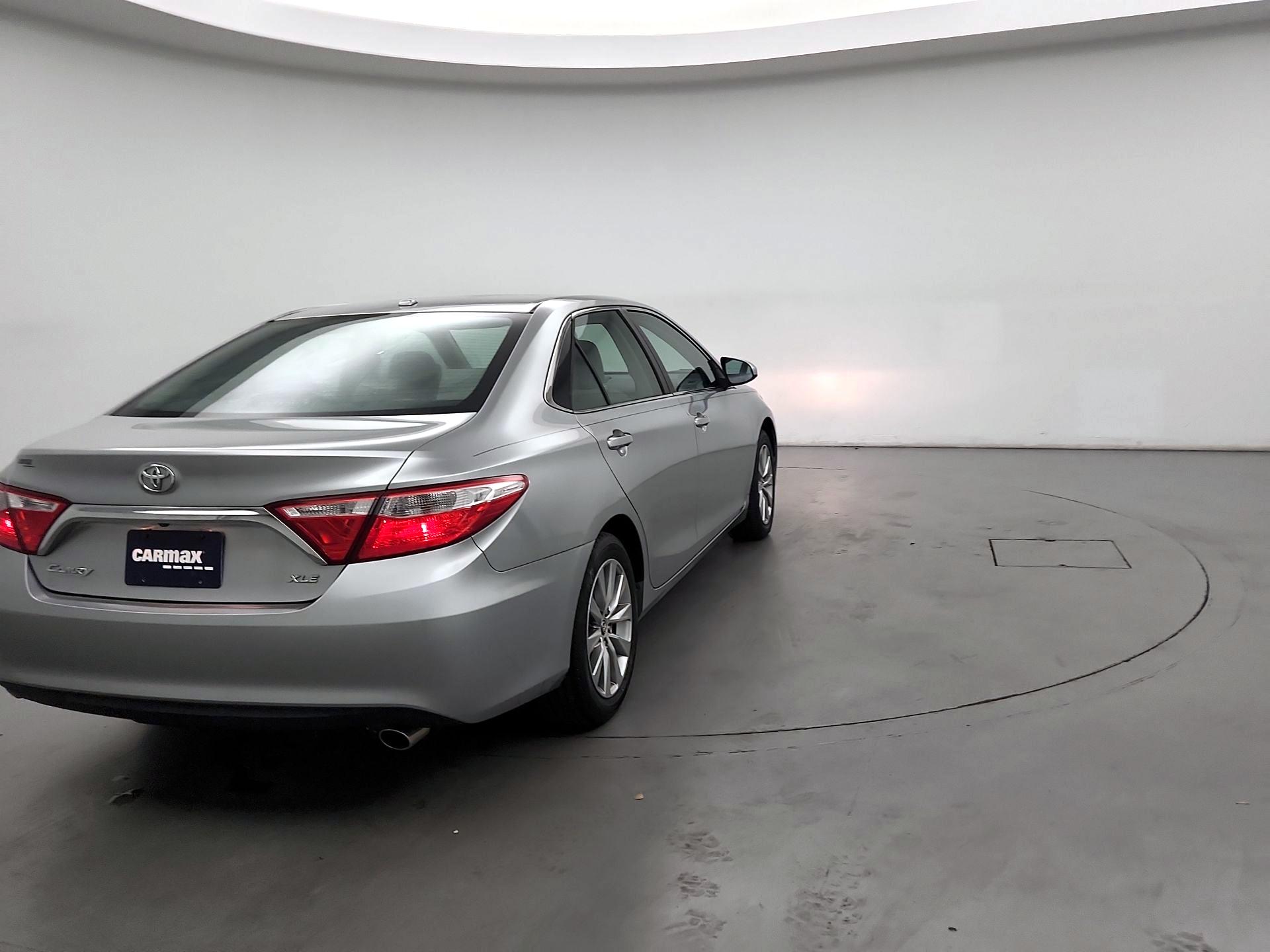 Thumbnail: 2015 Toyota Camry - 5