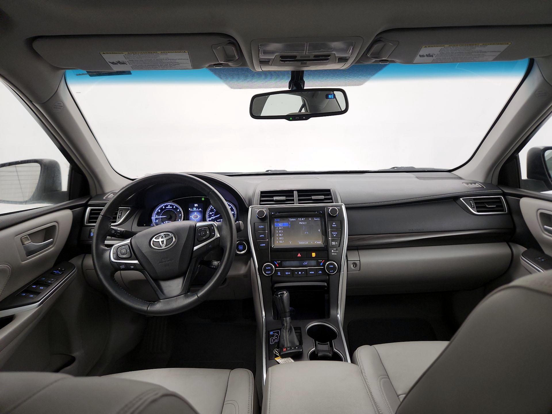 Thumbnail: 2015 Toyota Camry - 8