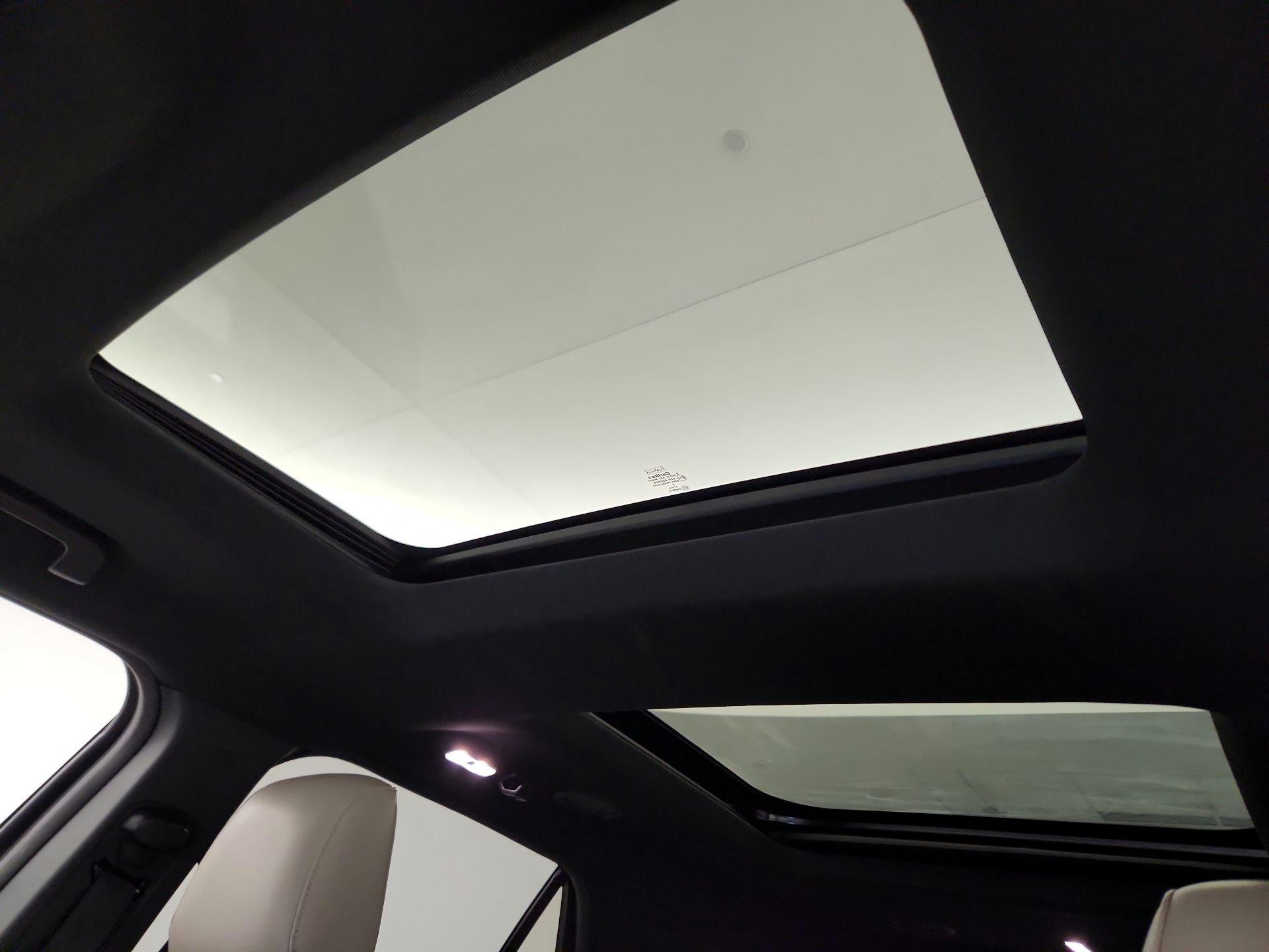 Thumbnail: 2019 Ford Explorer - 17