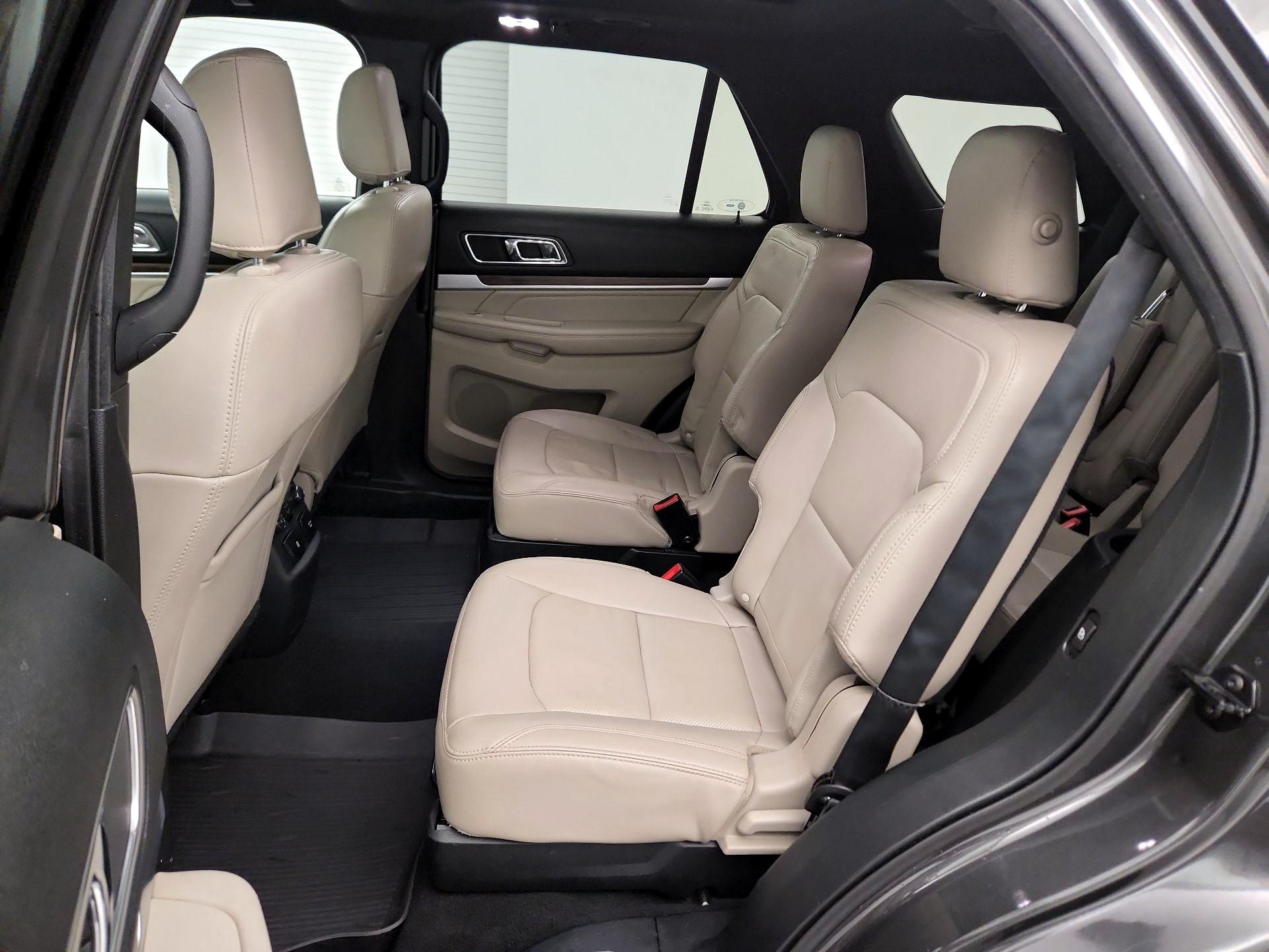 Thumbnail: 2019 Ford Explorer - 18