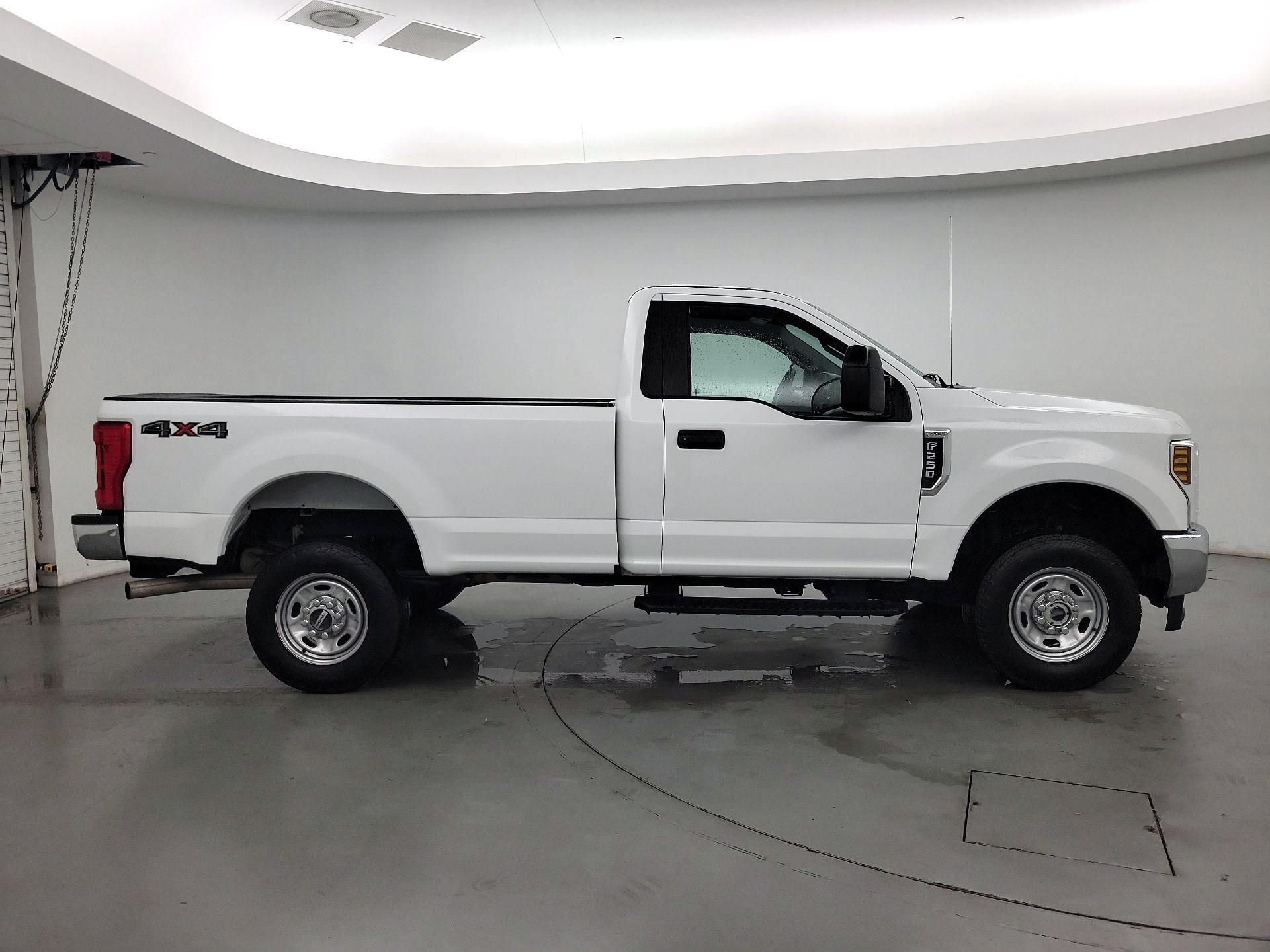 Thumbnail: 2019 Ford F-250 - 4