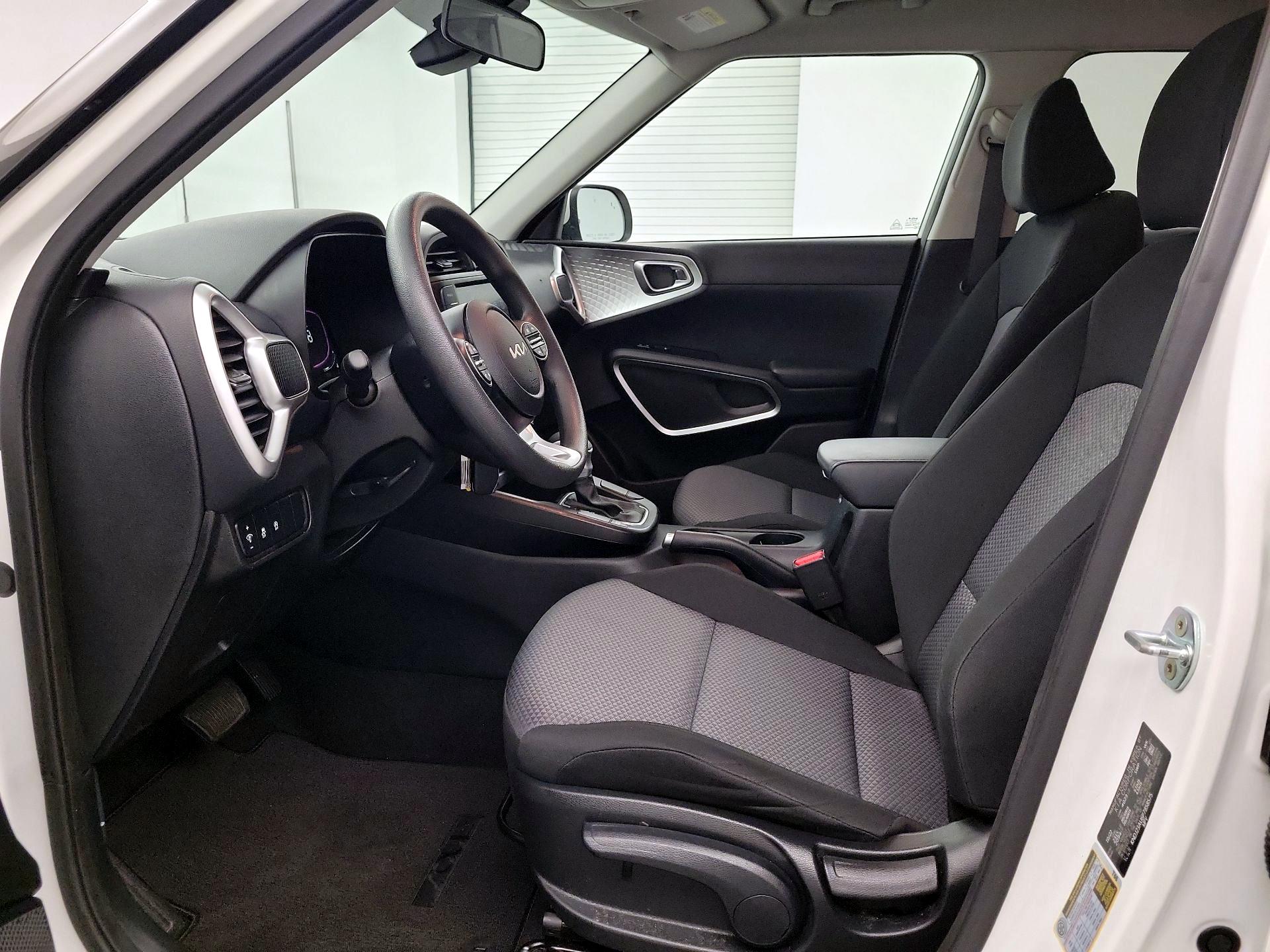 Thumbnail: 2023 Kia Soul - 9