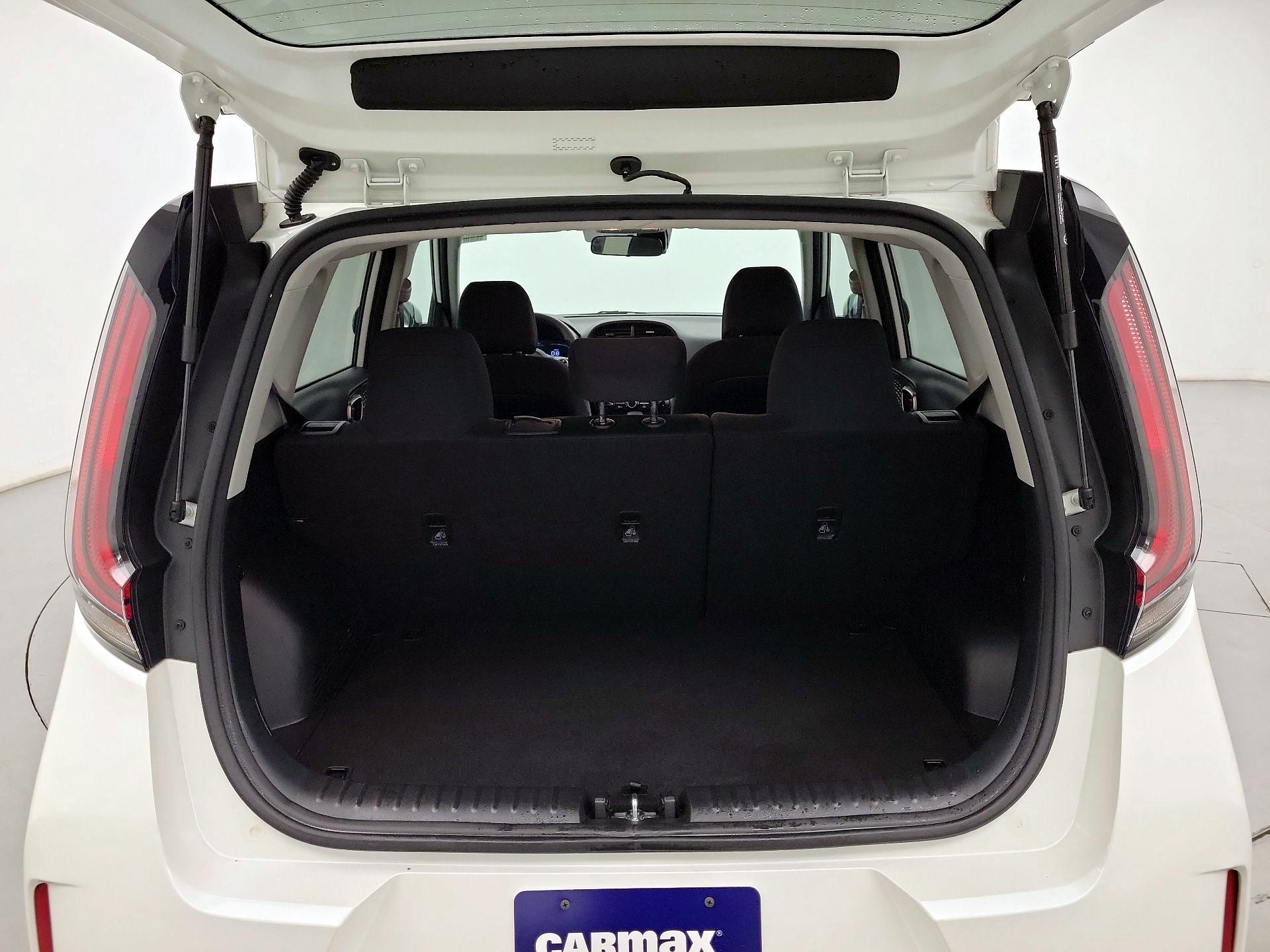 Thumbnail: 2023 Kia Soul - 18