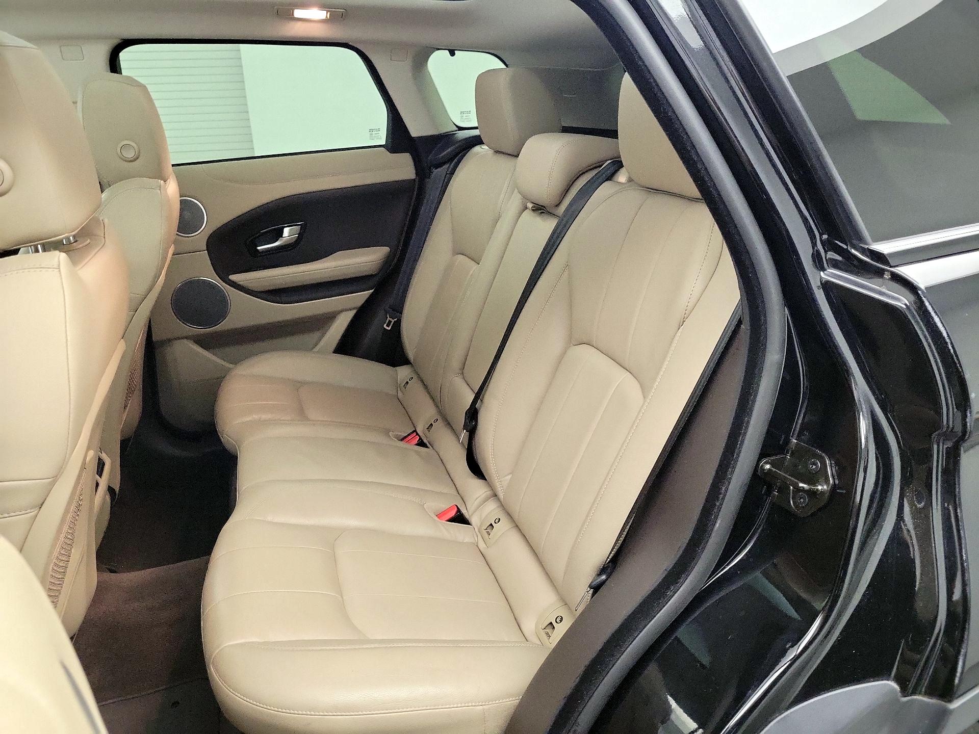 Thumbnail: 2017 Land Rover Range Rover Evoque - 19