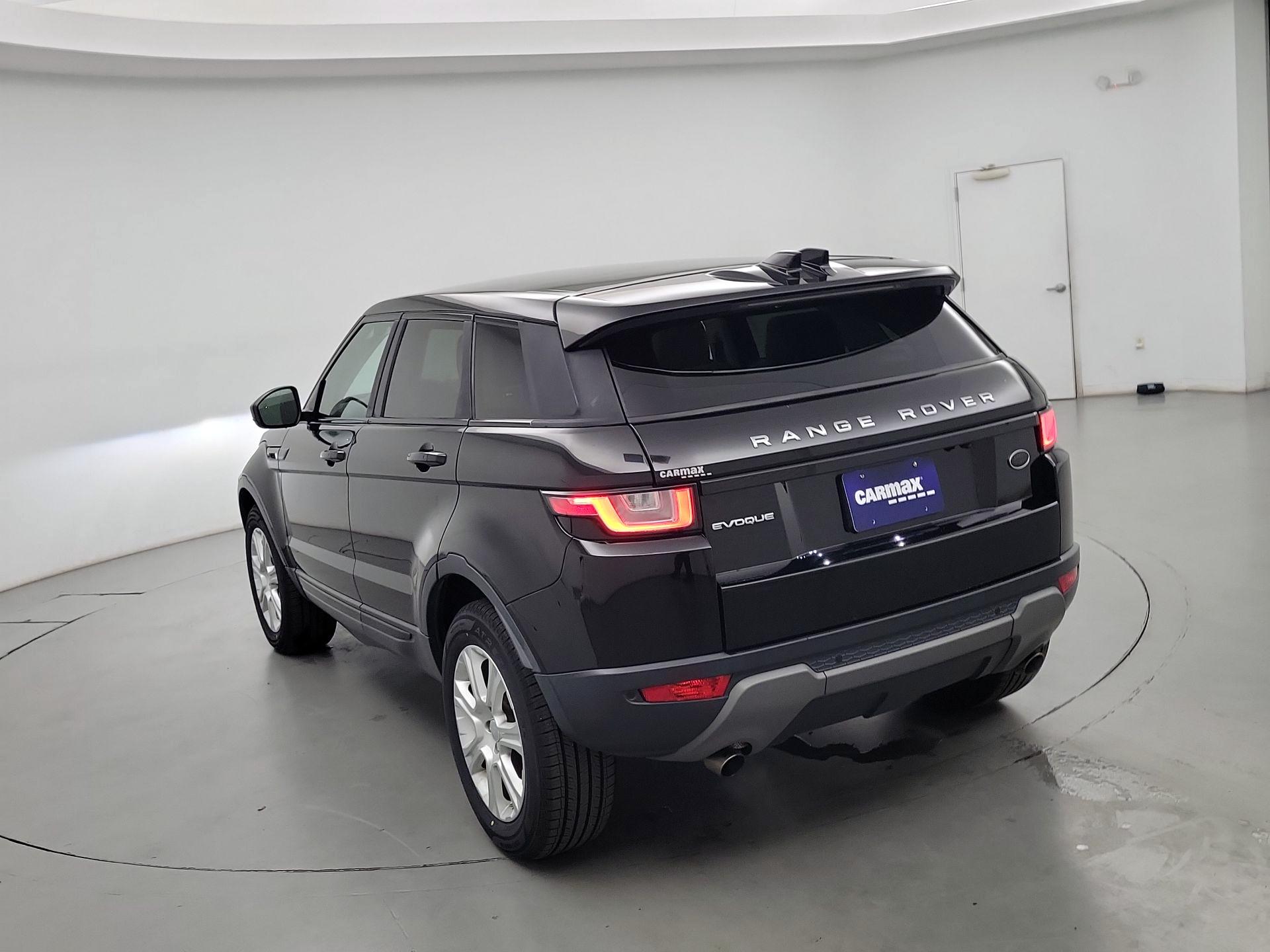 Thumbnail: 2017 Land Rover Range Rover Evoque - 7