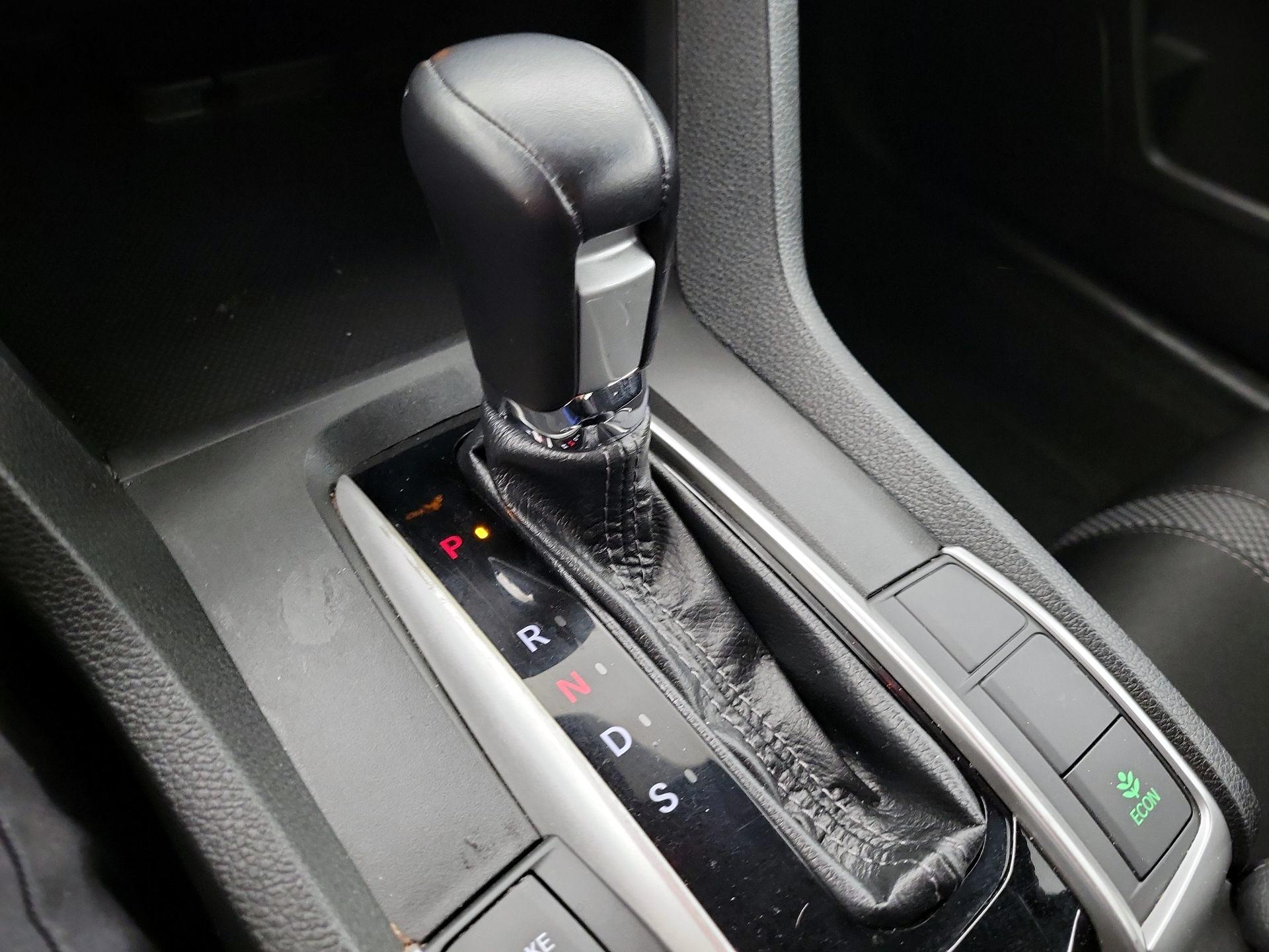 Thumbnail: 2019 Honda Civic - 18