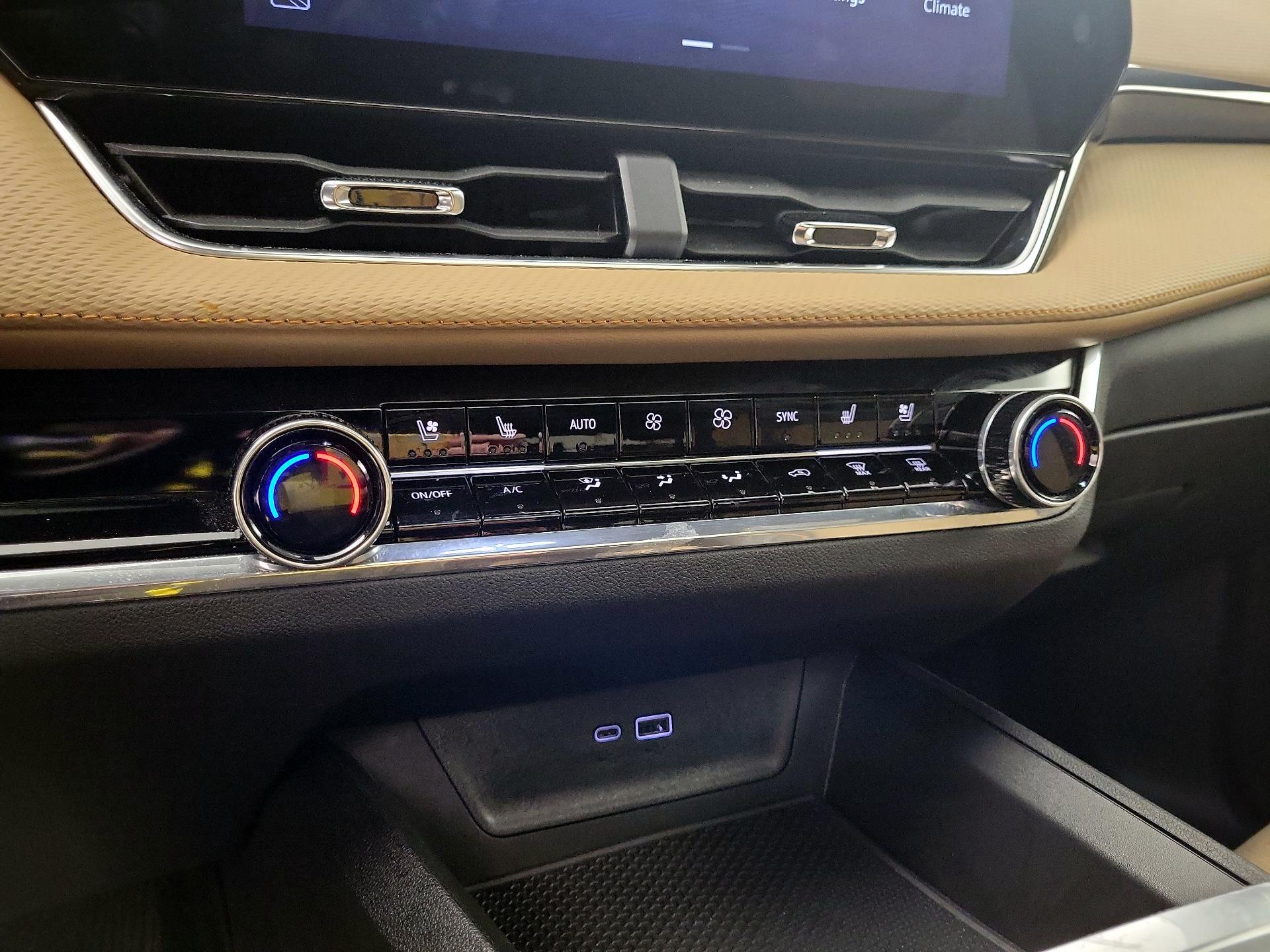 Thumbnail: 2025 Chevrolet Equinox - 13