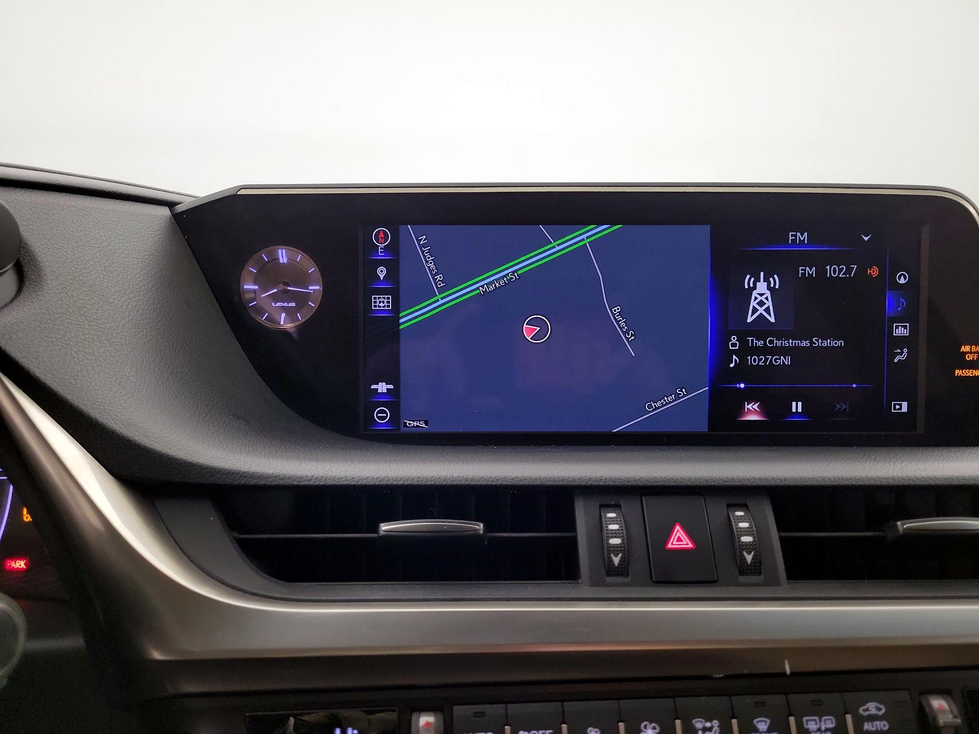 Thumbnail: 2019 Lexus ES - 12