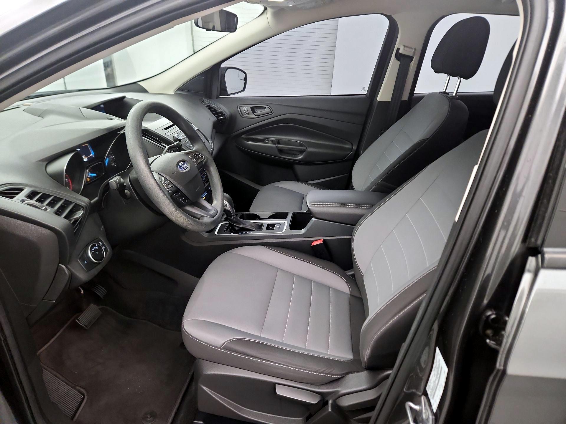 Thumbnail: 2017 Ford Escape - 9