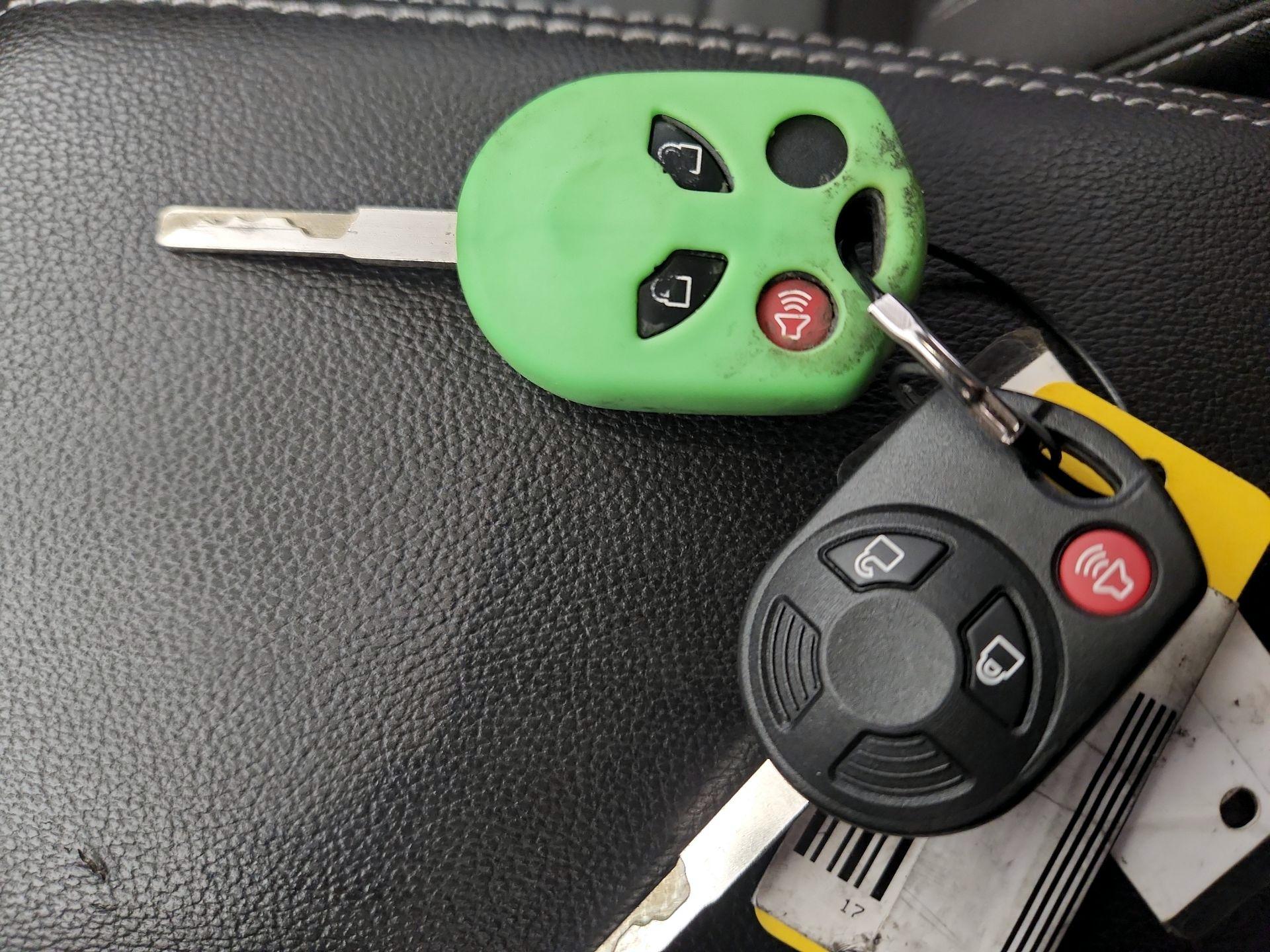 Thumbnail: 2017 Ford Escape - 19