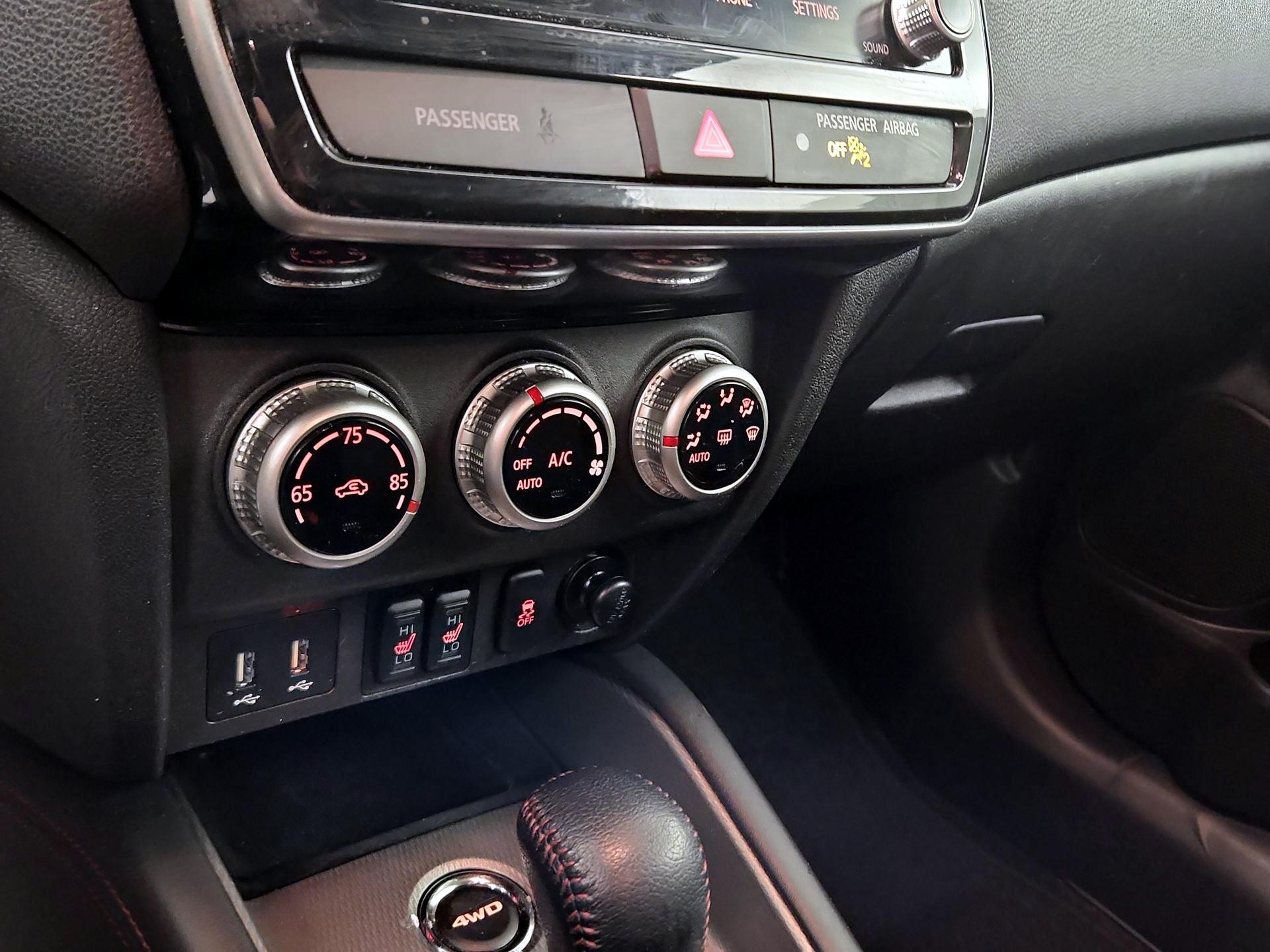 Thumbnail: 2022 Mitsubishi Outlander Sport - 14