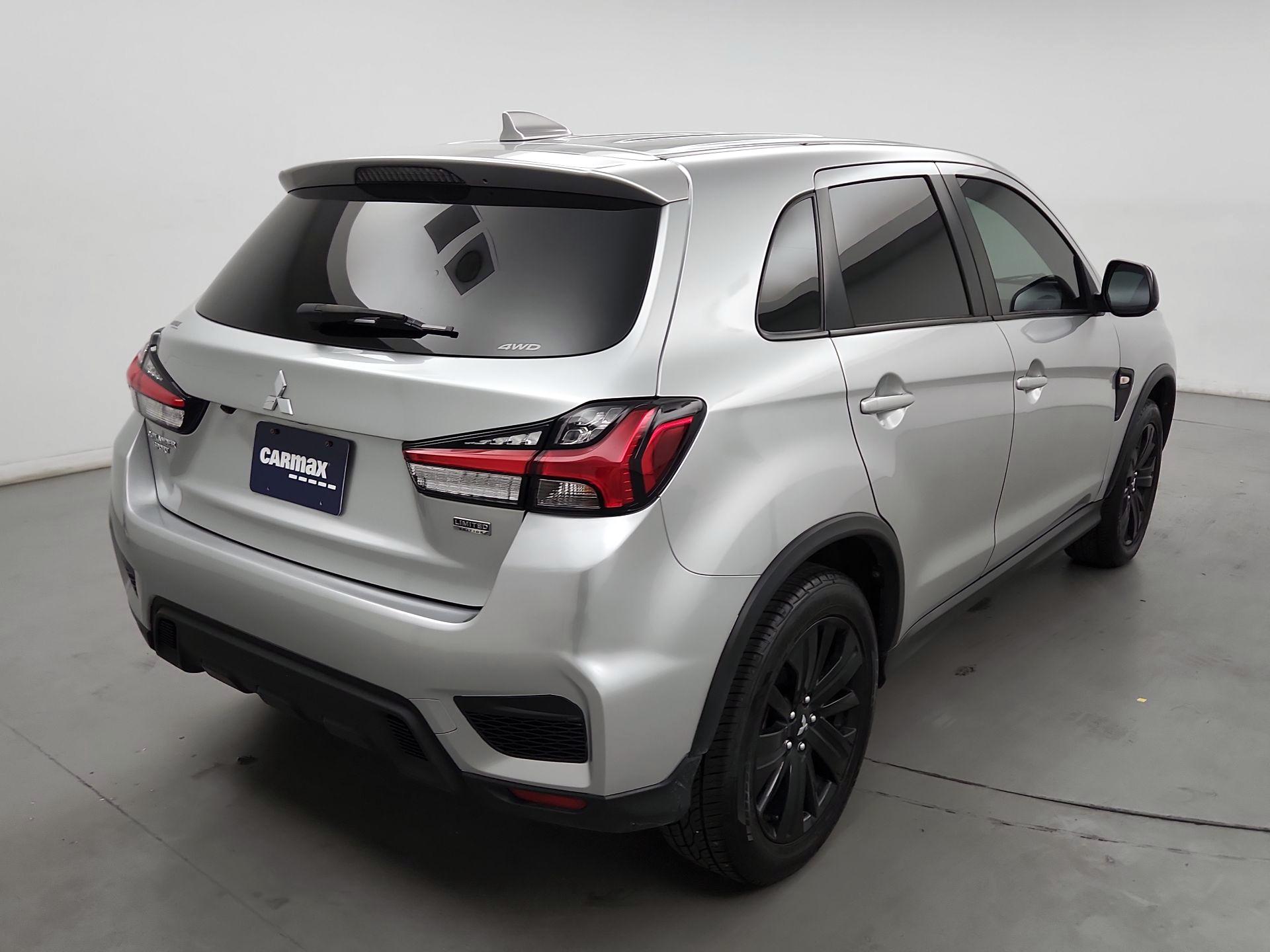 Thumbnail: 2022 Mitsubishi Outlander Sport - 5