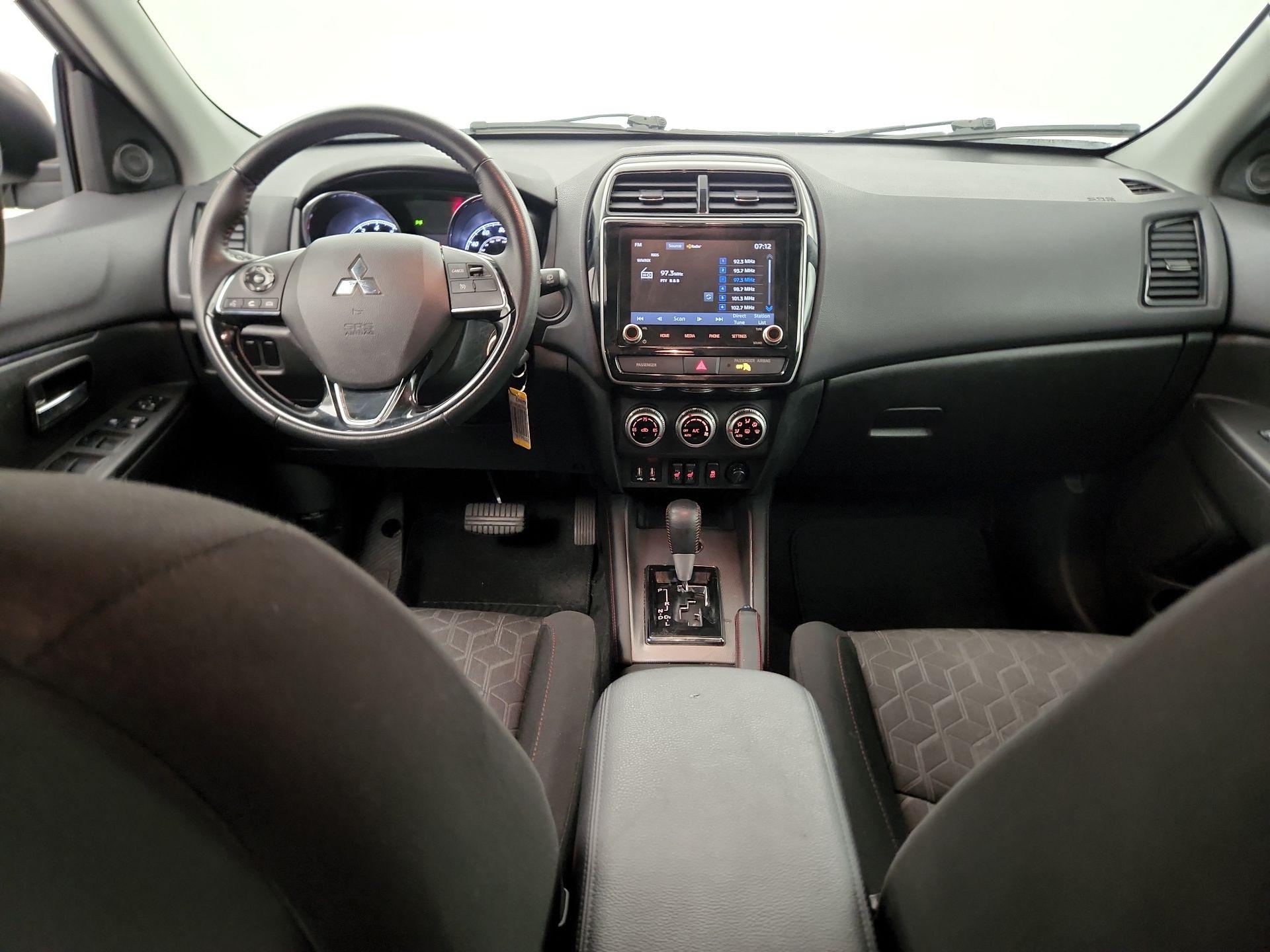 Thumbnail: 2022 Mitsubishi Outlander Sport - 8