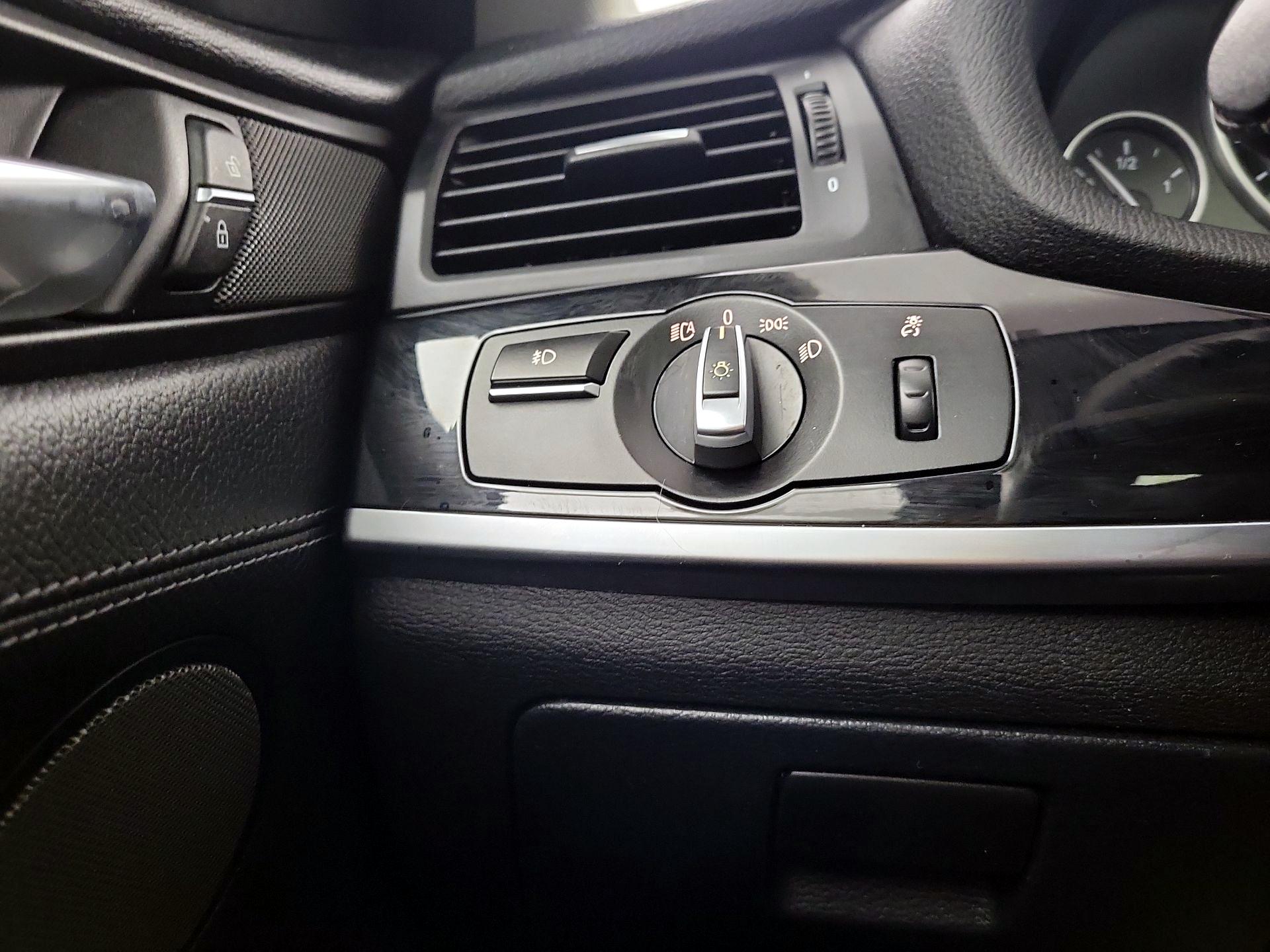 Thumbnail: 2017 BMW X3 - 11