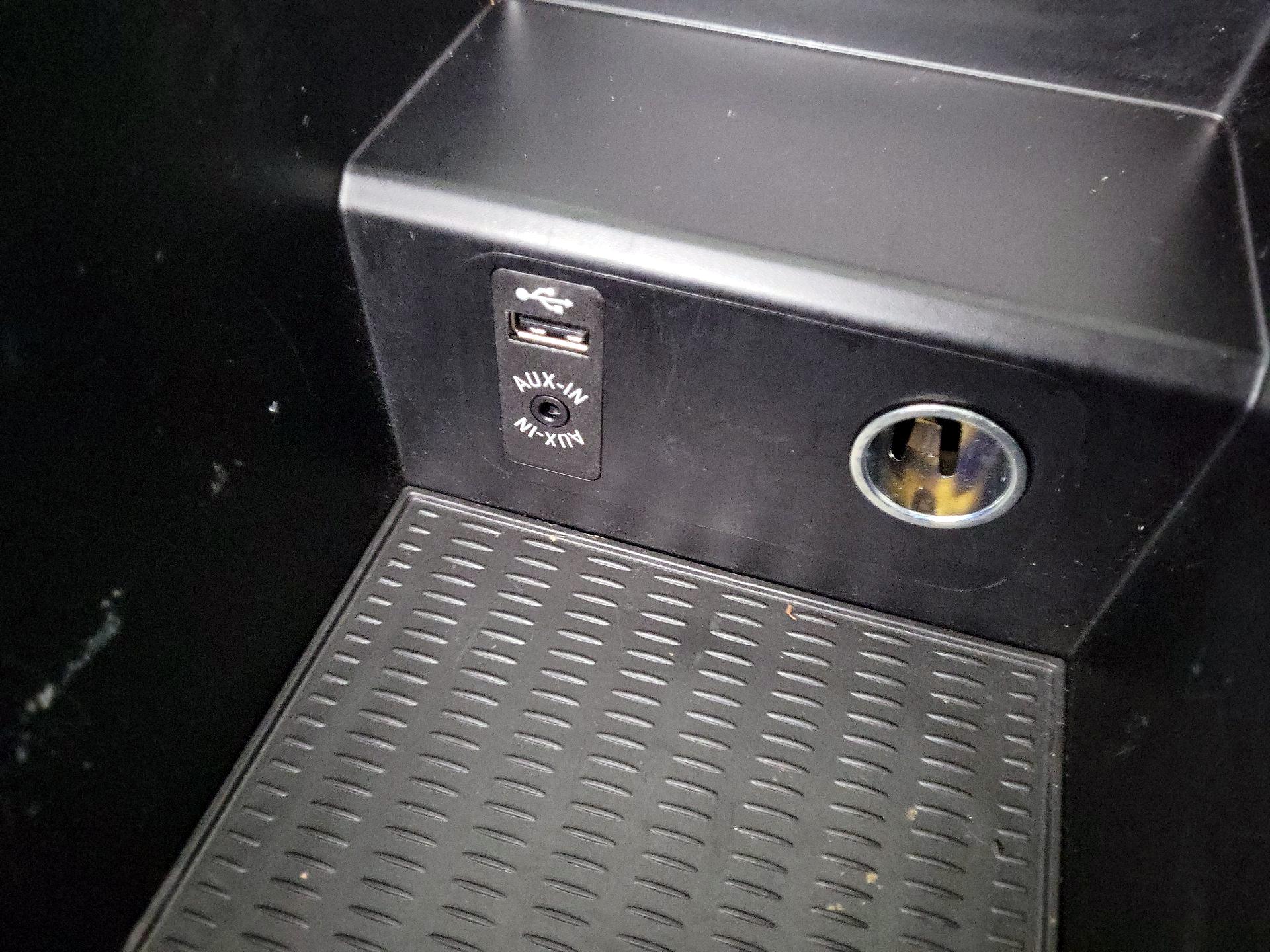 Thumbnail: 2017 BMW X3 - 16