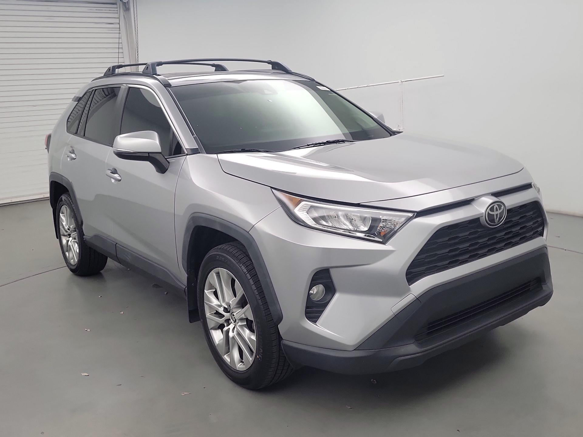 Thumbnail: 2020 Toyota RAV4 - 1