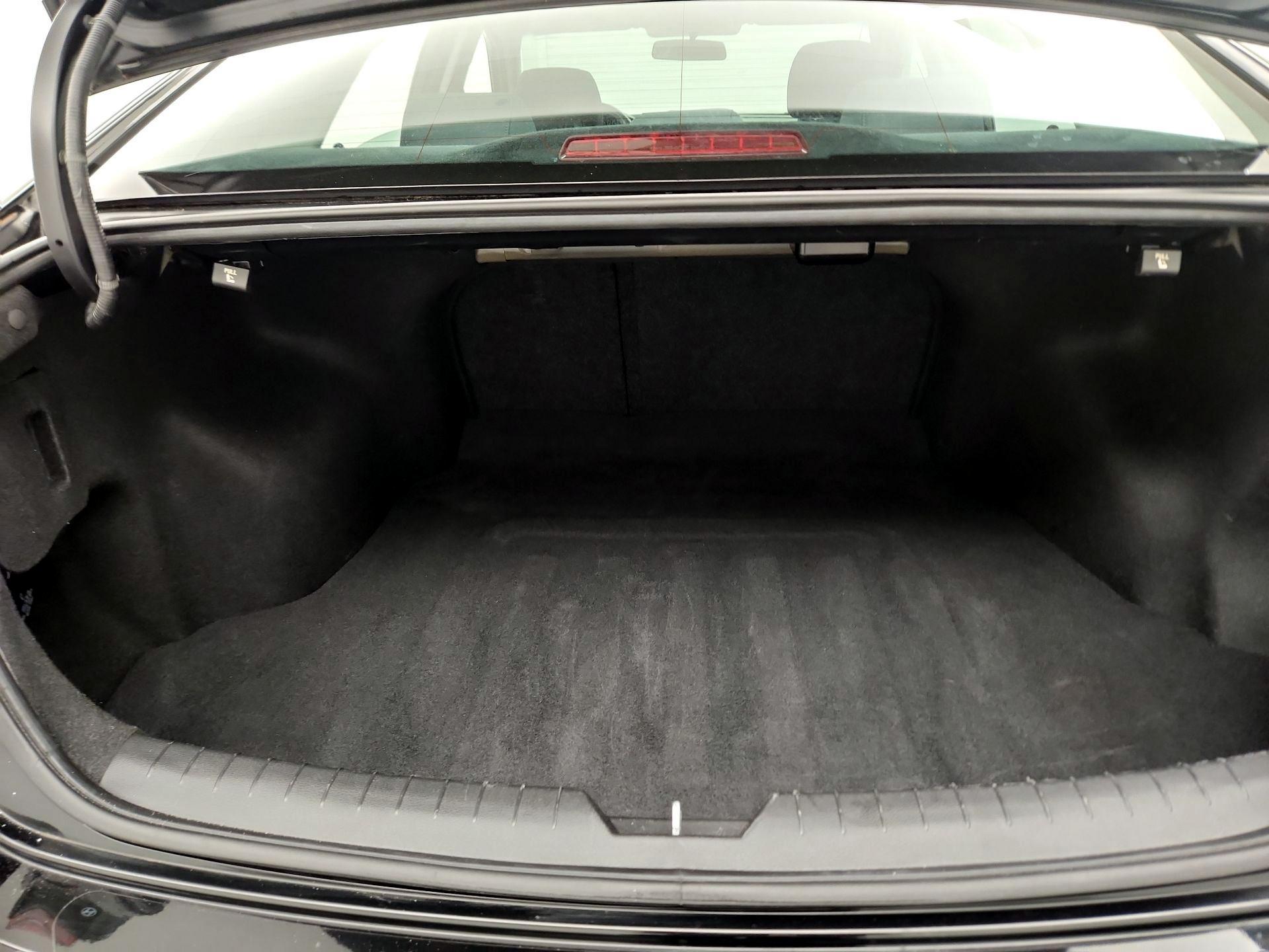 Thumbnail: 2018 Hyundai Sonata - 18