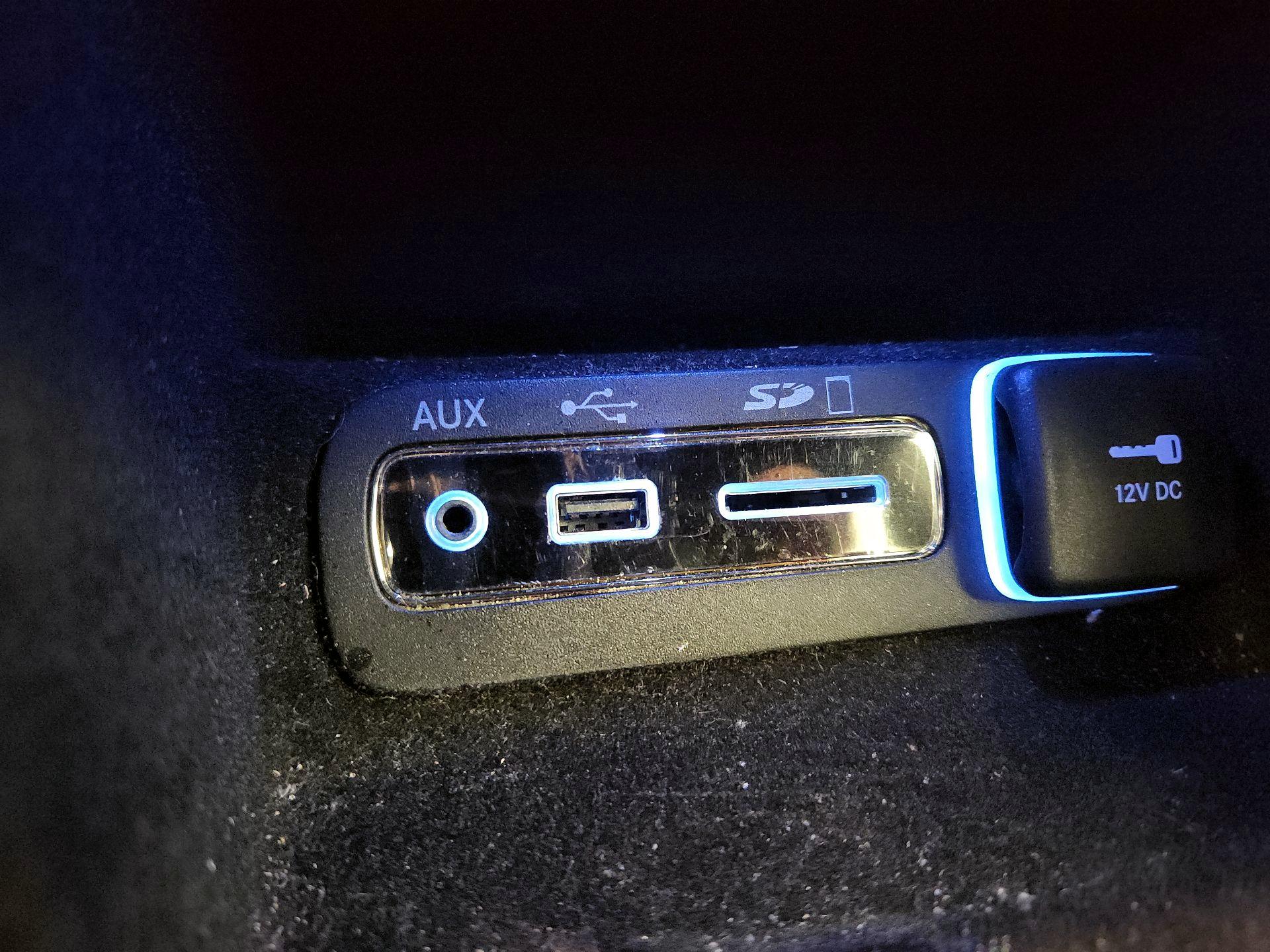 Thumbnail: 2017 Jeep Grand Cherokee - 17